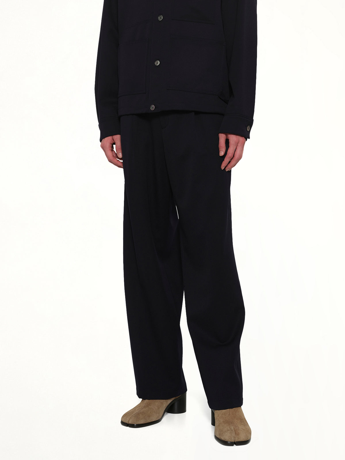 Wool Pleat Trouser in Navy
