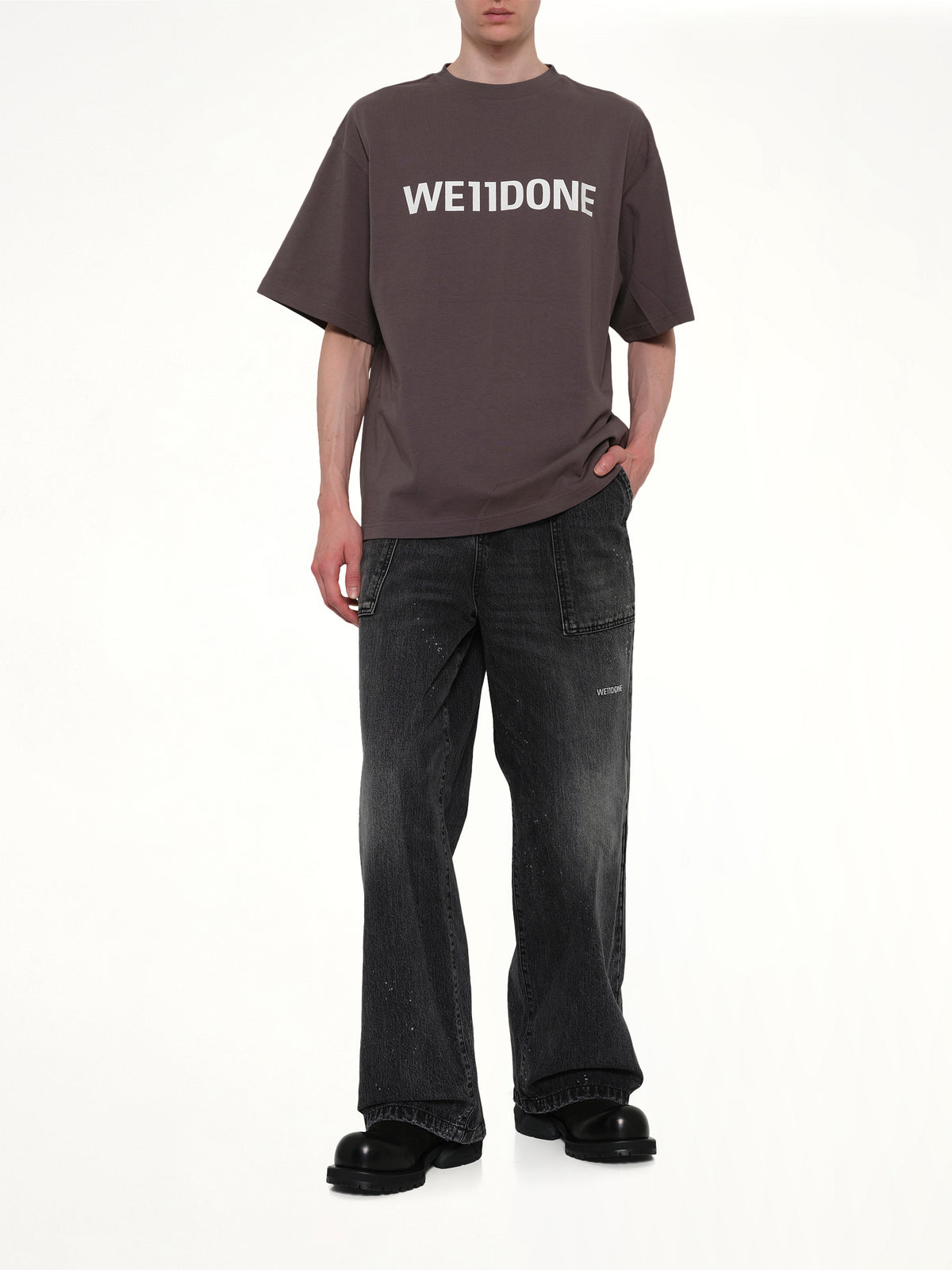 Basic Logo Large T-Shirt in Charcoal