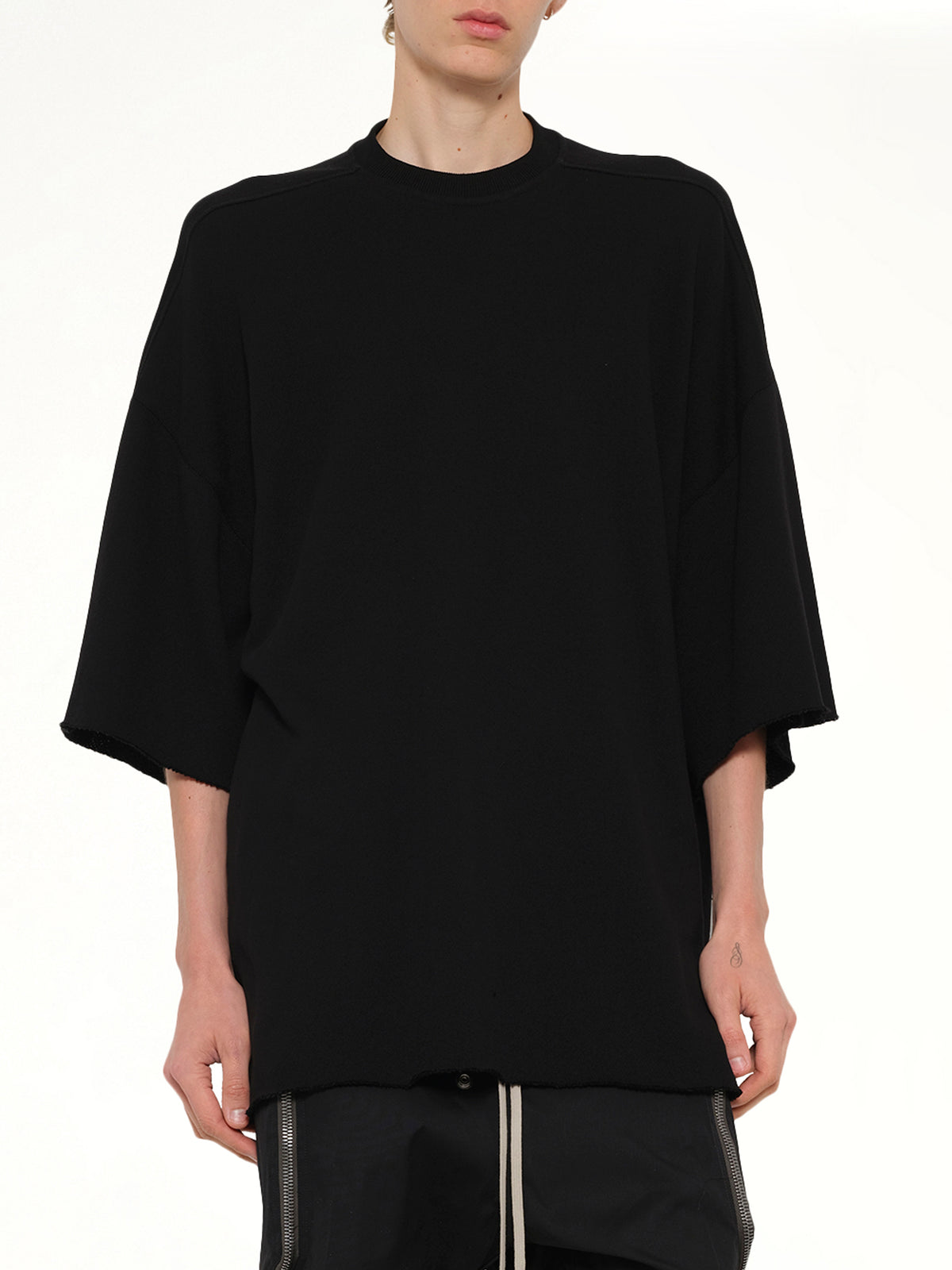 Light Tommy T-Shirt in Black