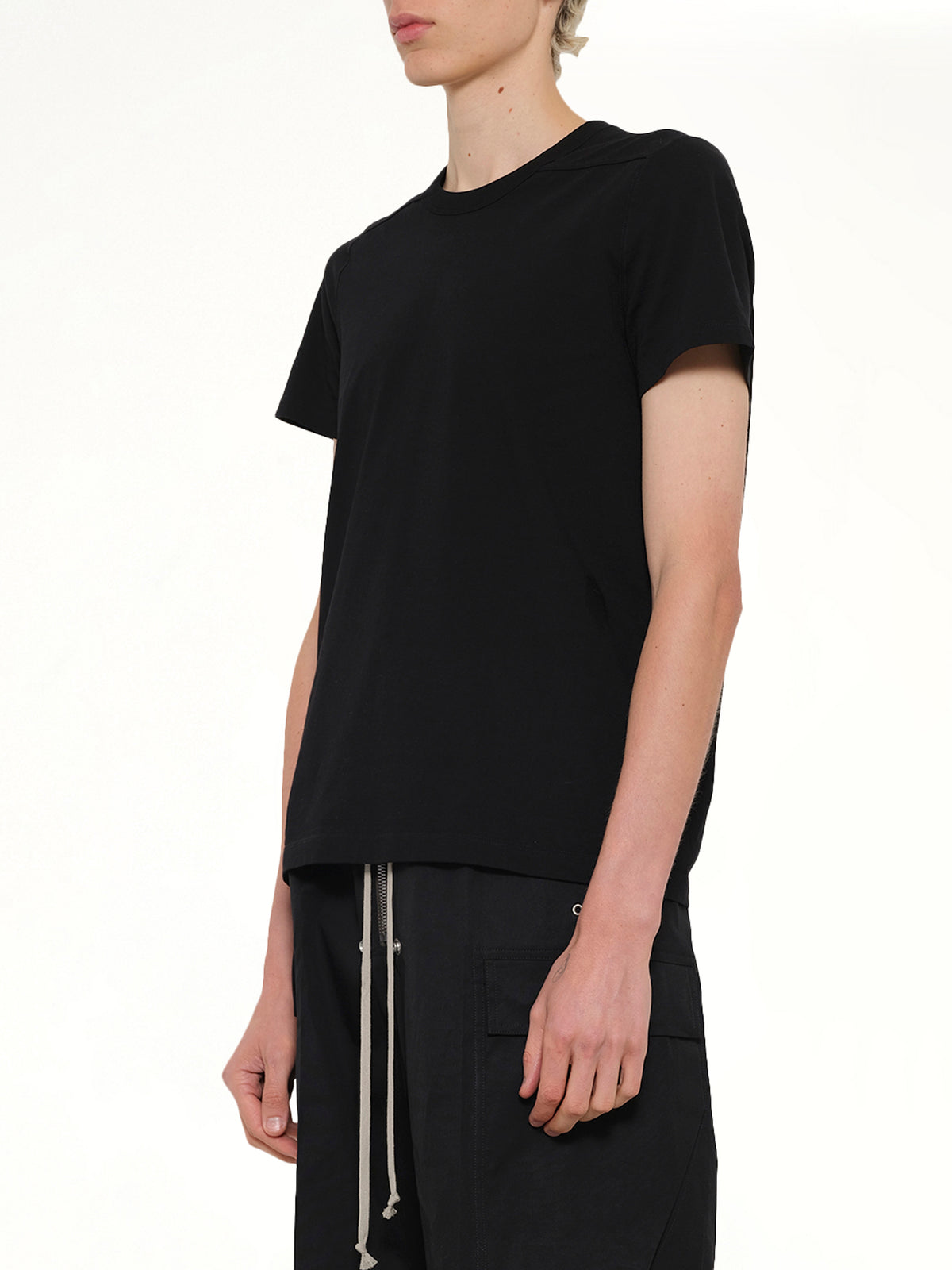Short Level T in Black