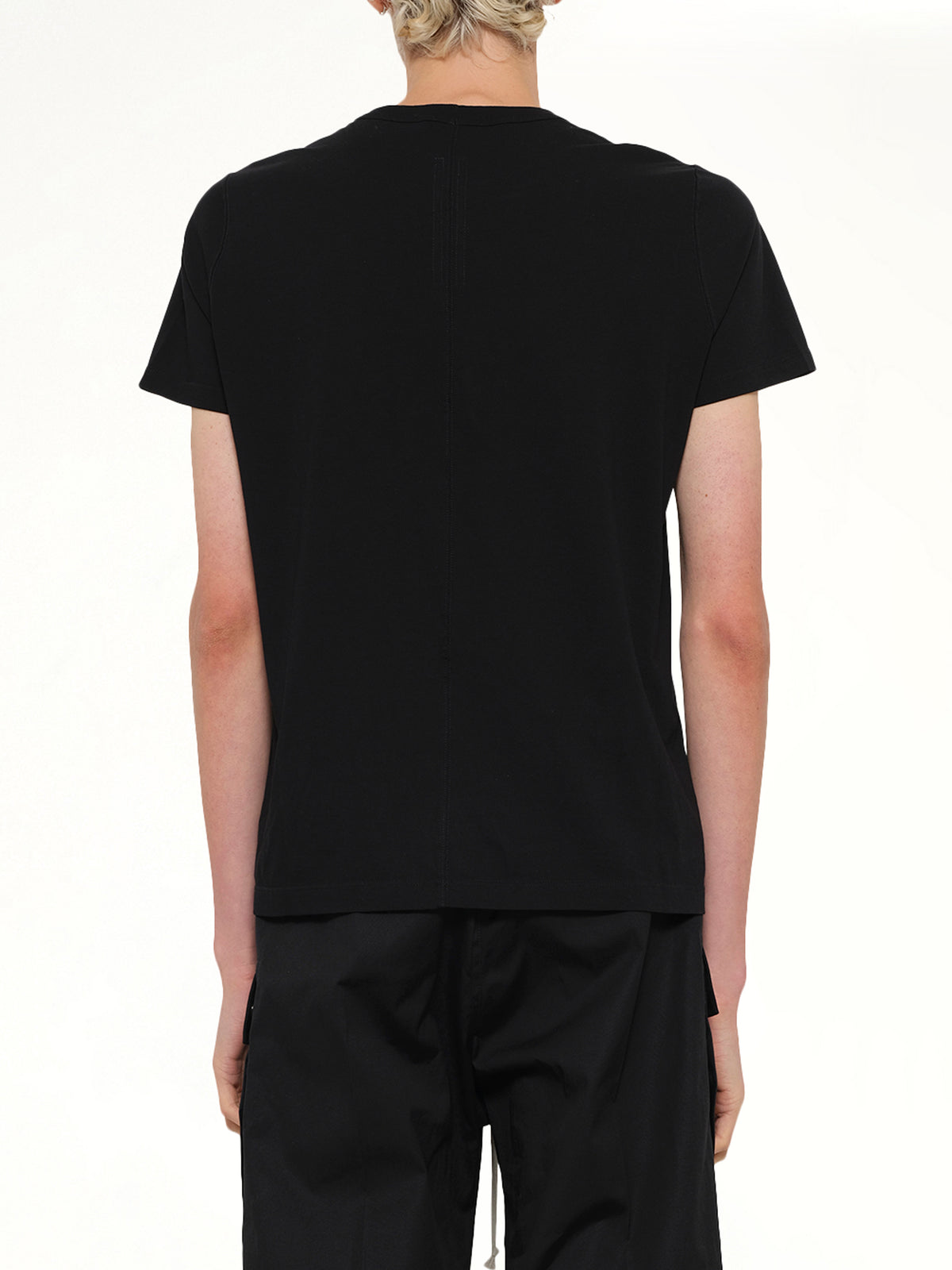 Short Level T in Black