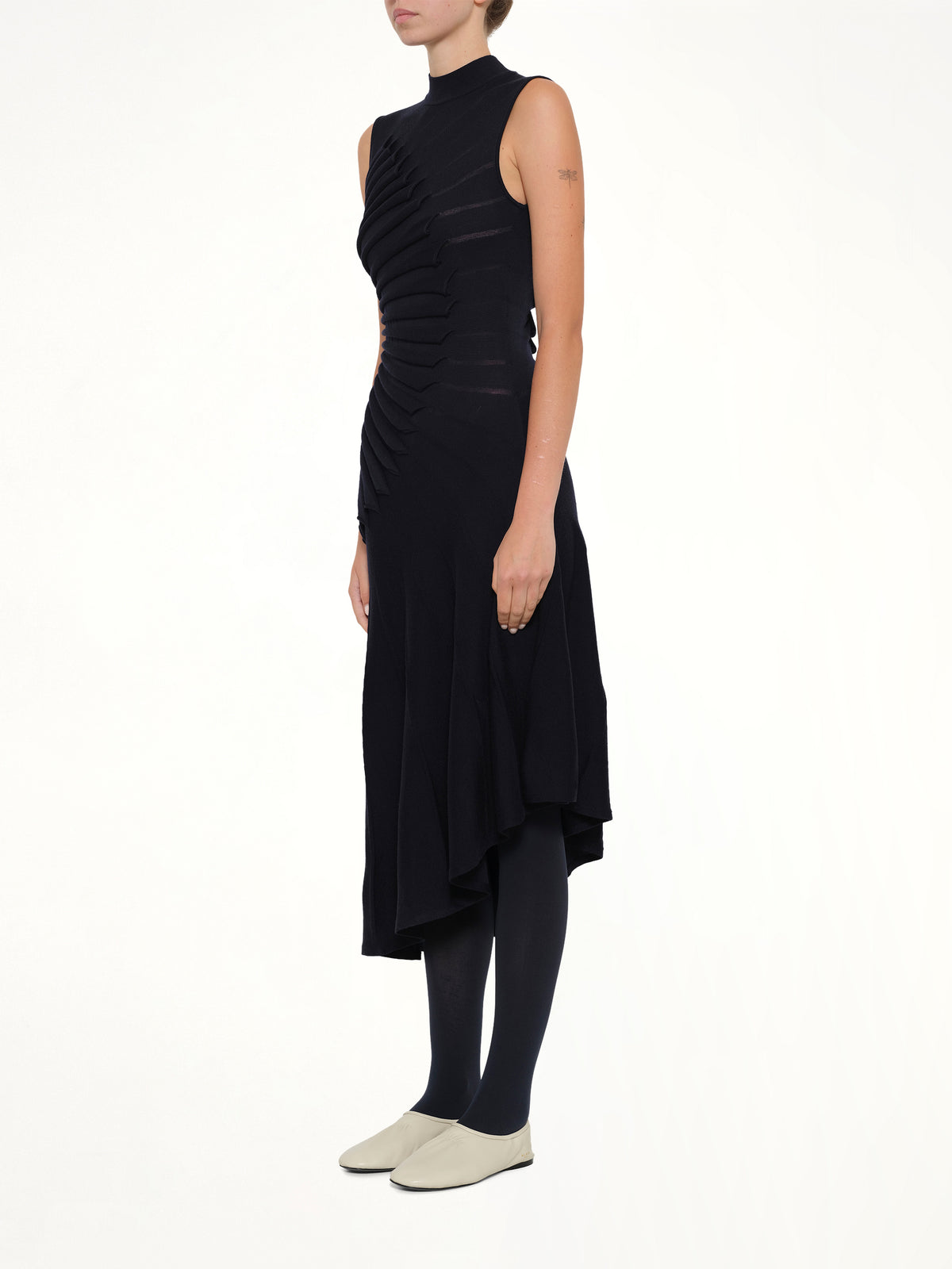 Sculpting Dress in Minuit