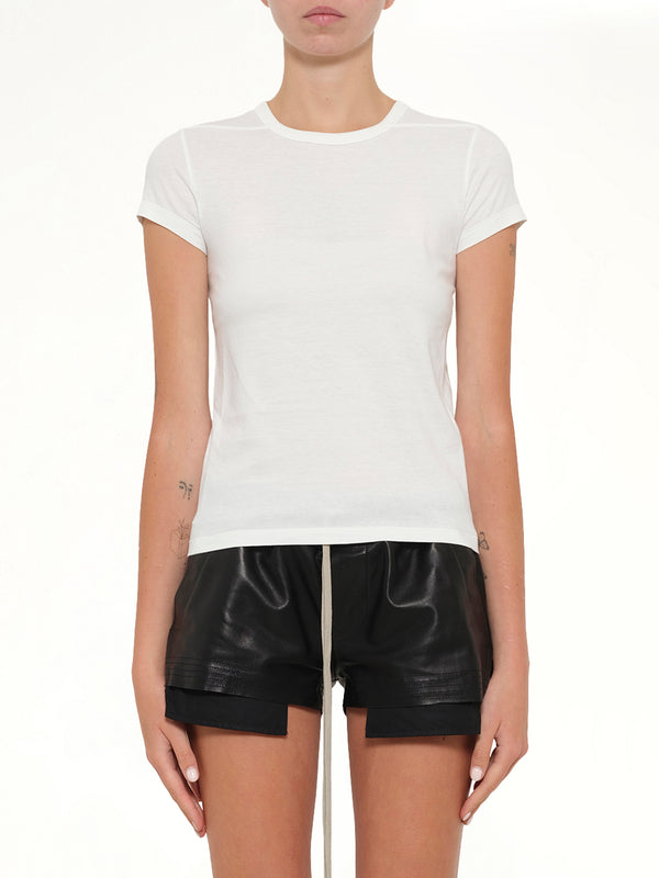 Cropped Level T in Milk