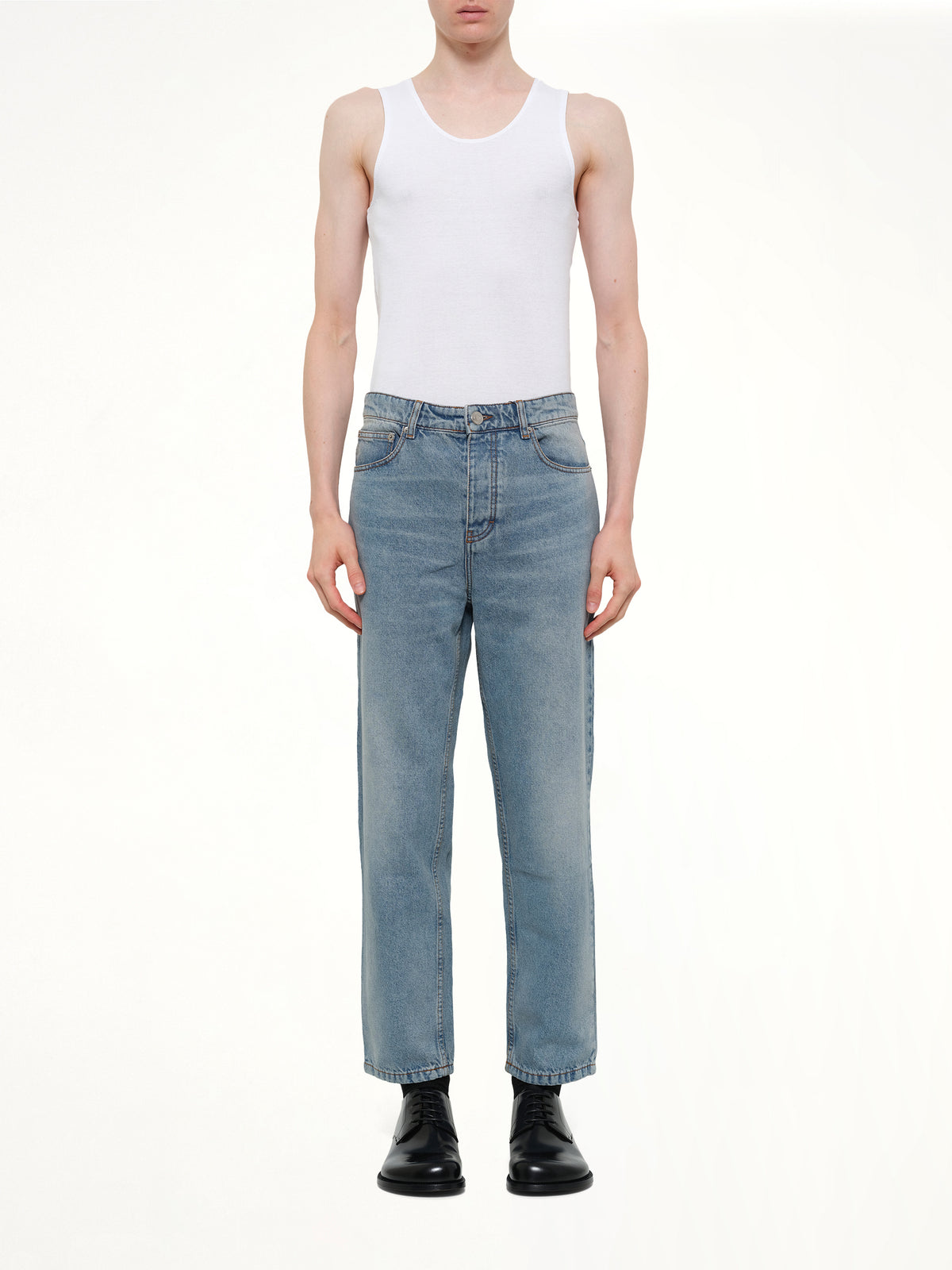 Tapered Fit Jeans in Blue