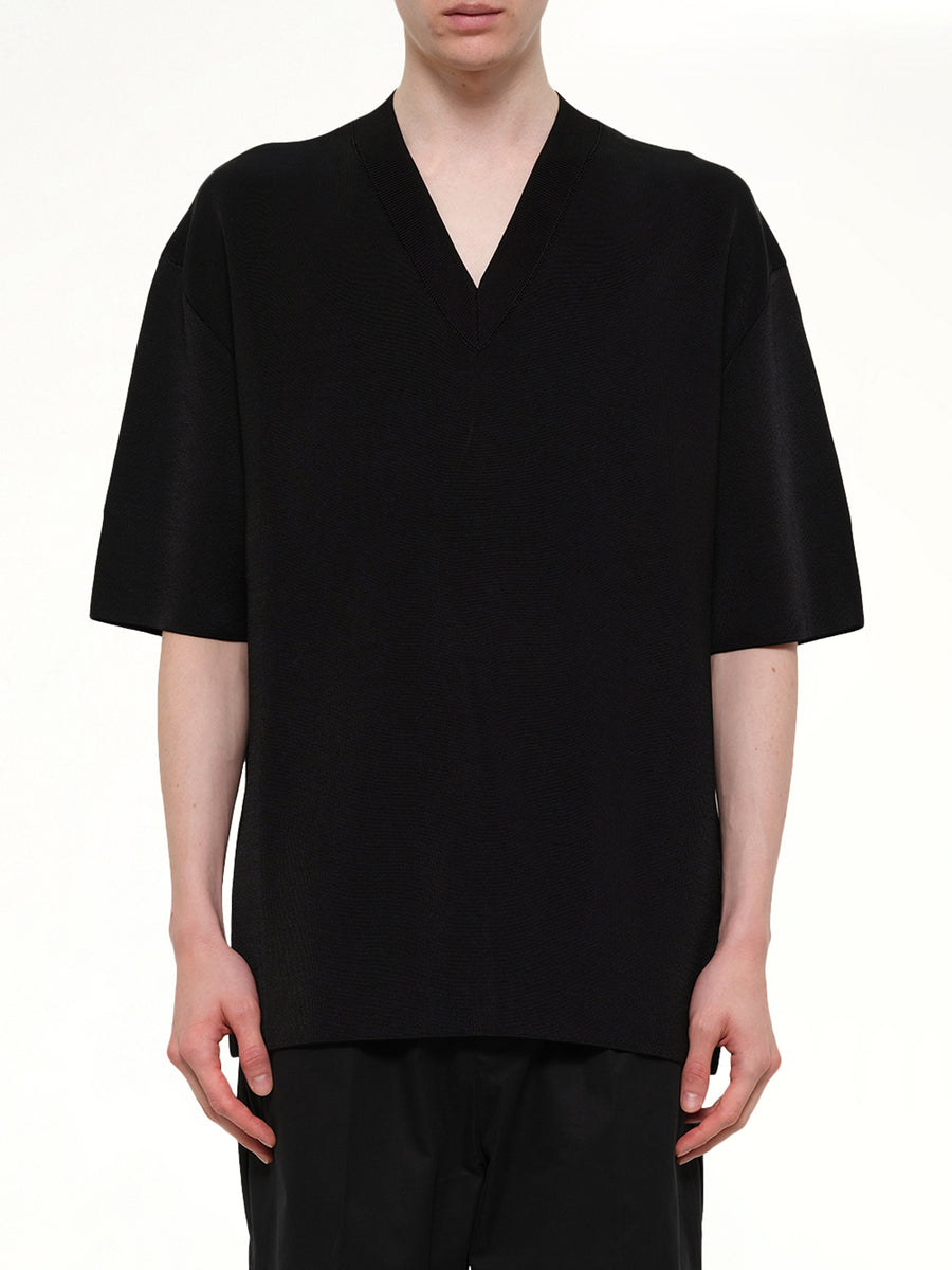Short Sleeve V-Neck Sweater in Black