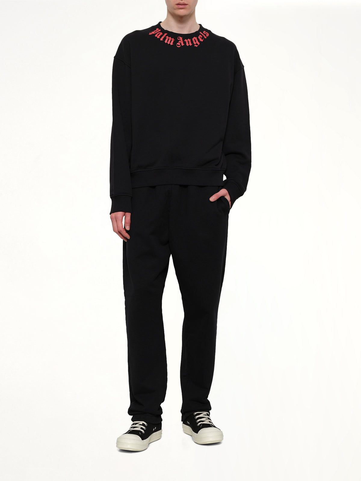 Neck Logo Regular Sweatshirt in Black/Red