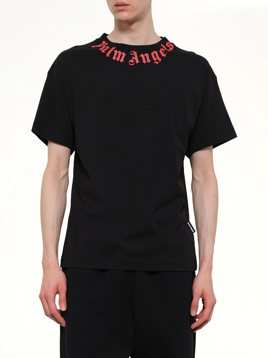 Neck Logo Regular T-Shirt in Black/Red
