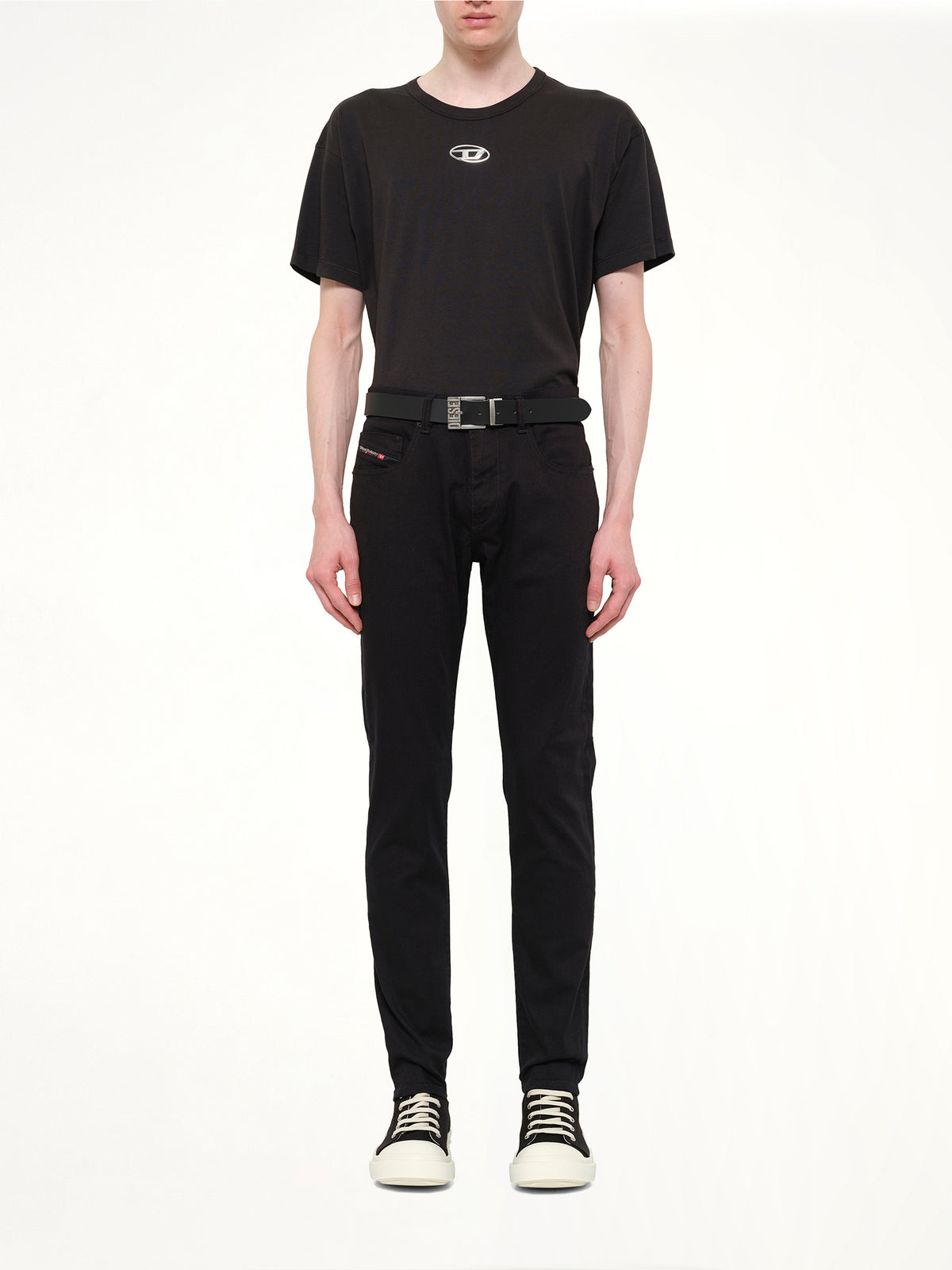 2019 D-STRUKT Slim Jeans in Black