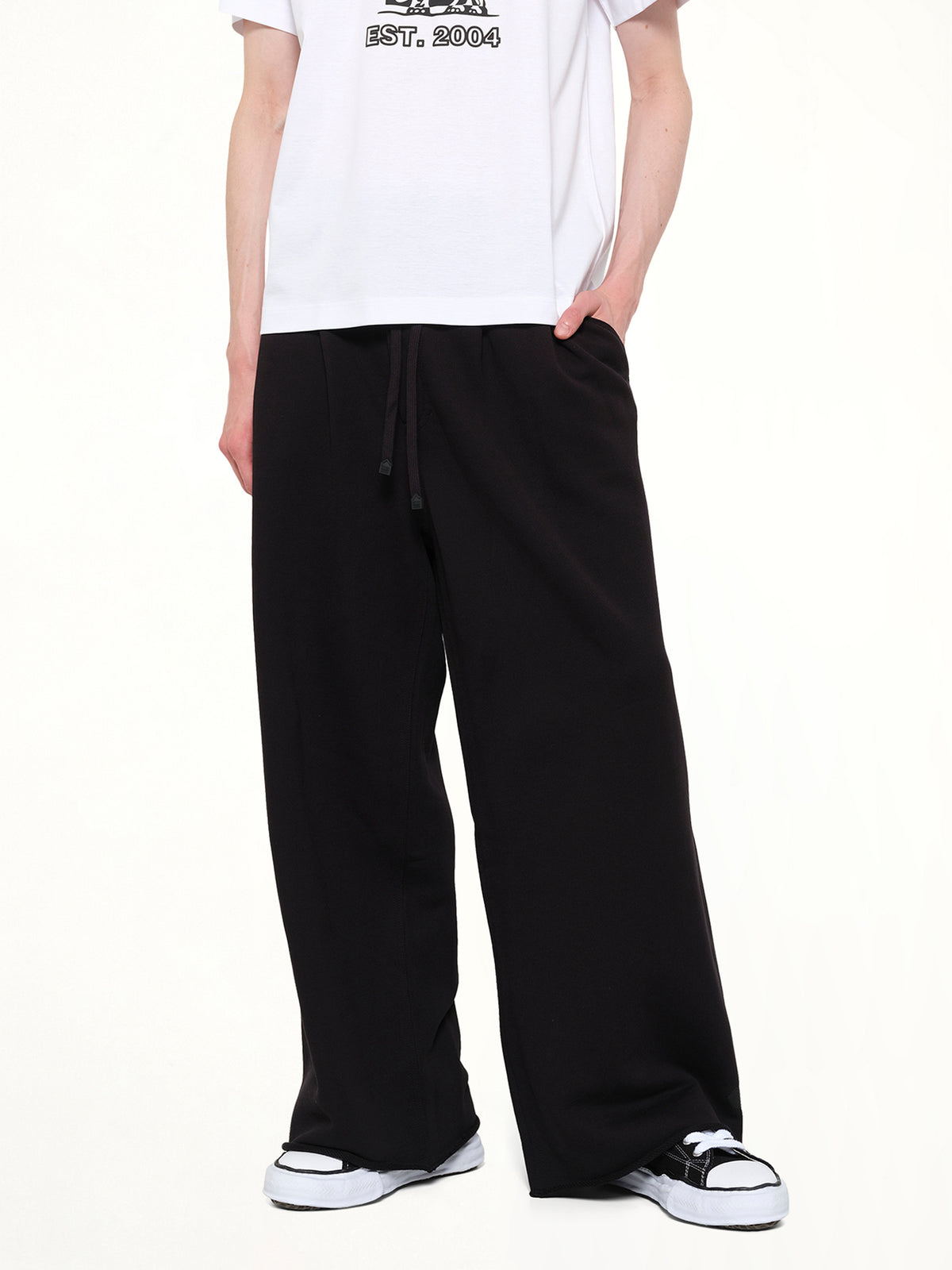Pile Knit Pleated Pants in Black