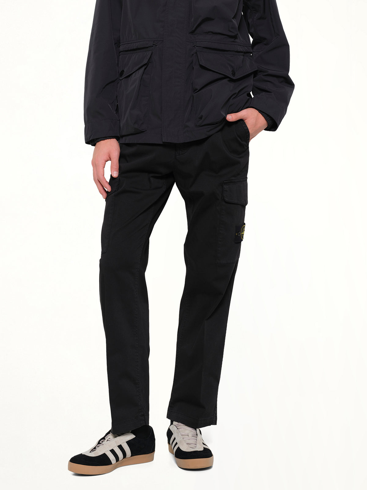 3100023 Trousers in Black