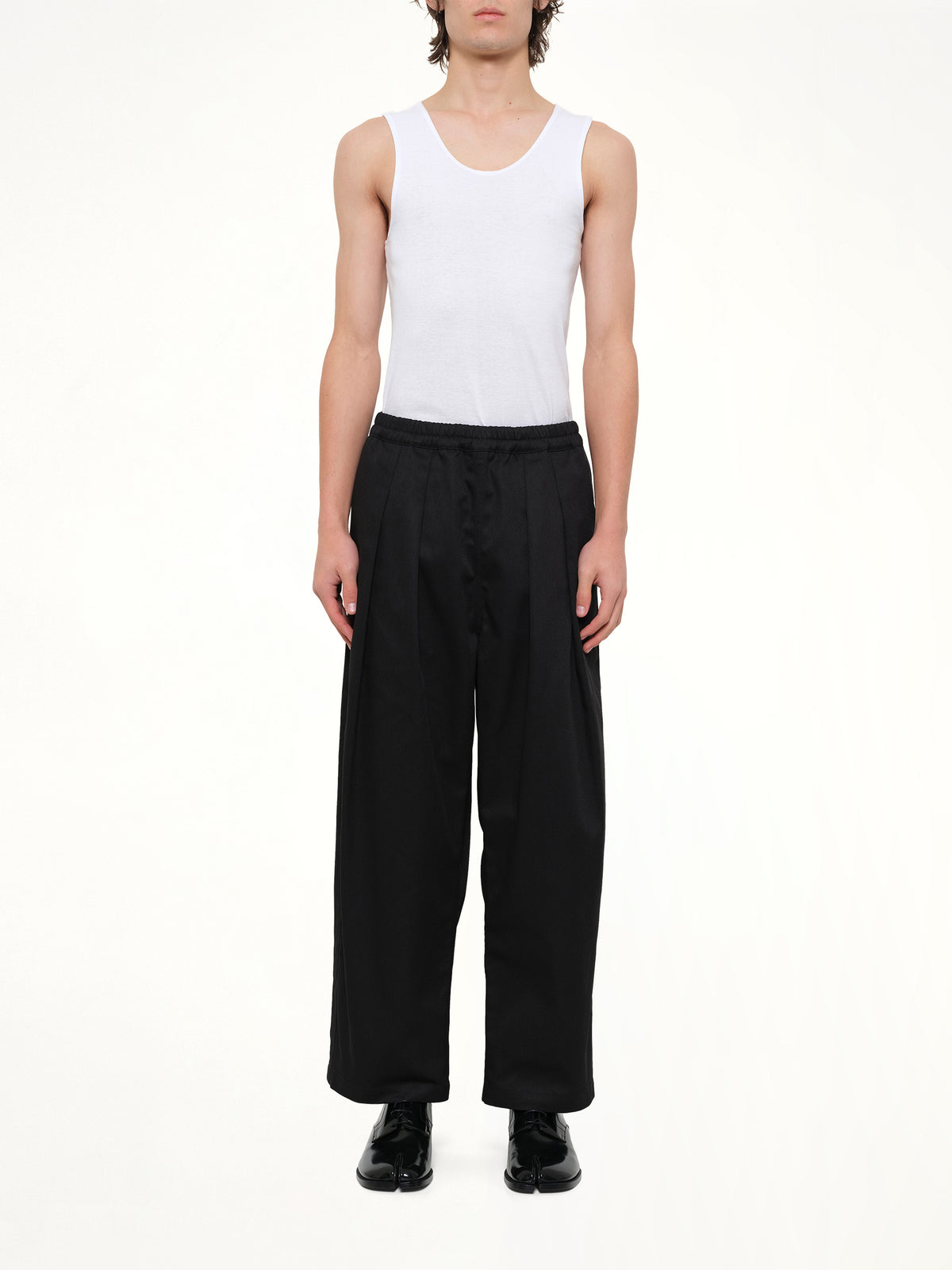 Cropped Chino Pants in Black
