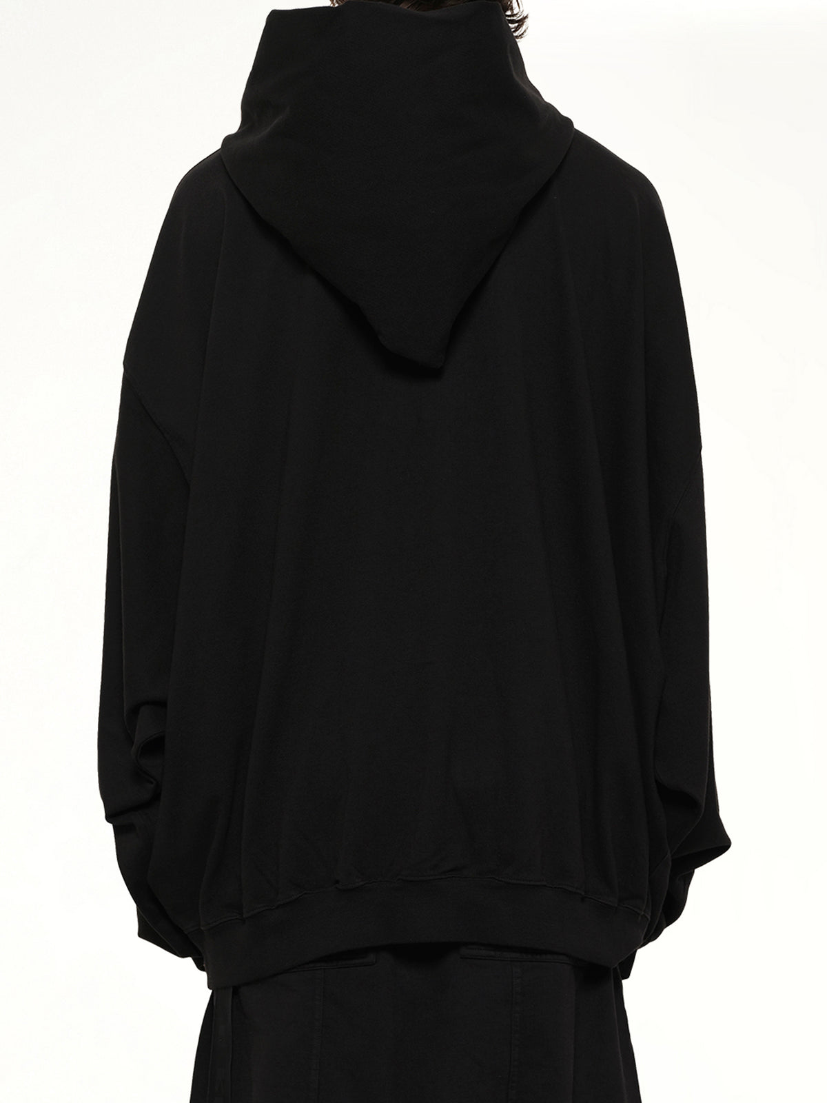 Mountain Hun Hoodie in Black