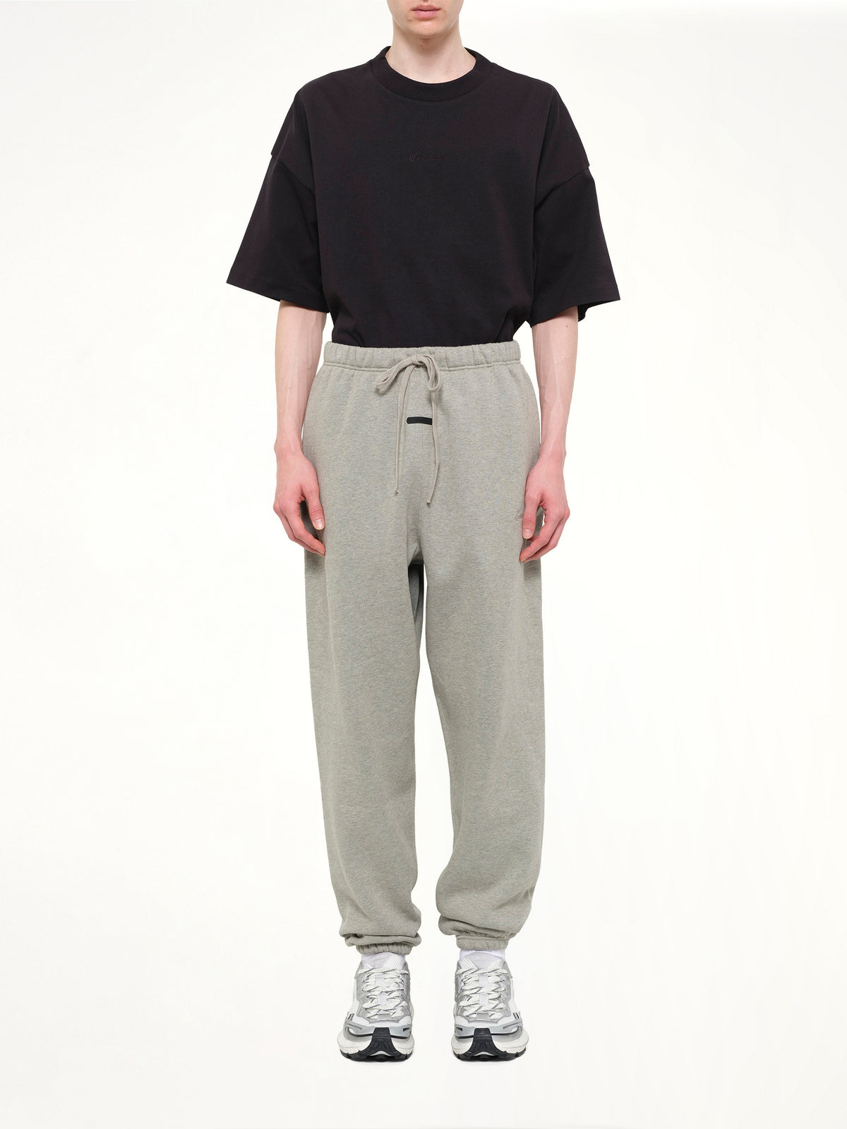 Signature Classic Sweatpant in Concrete Heather