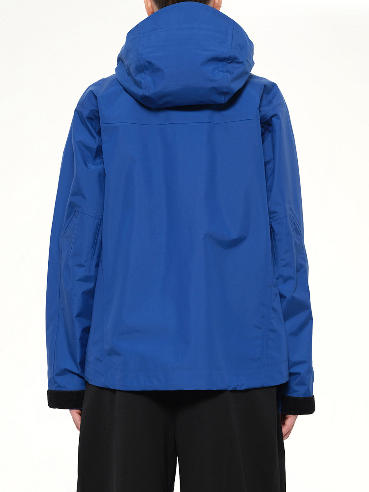 Windbreaker in Sapphire
