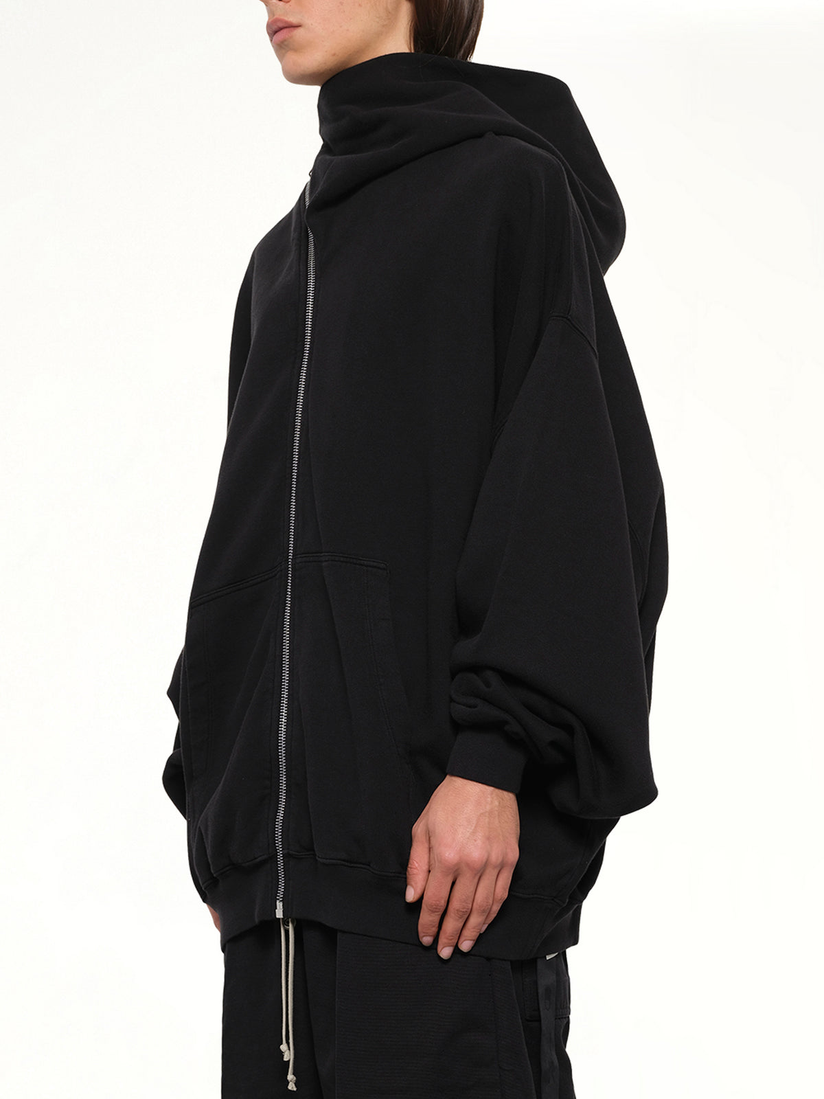 Mountain Hun Hoodie in Black