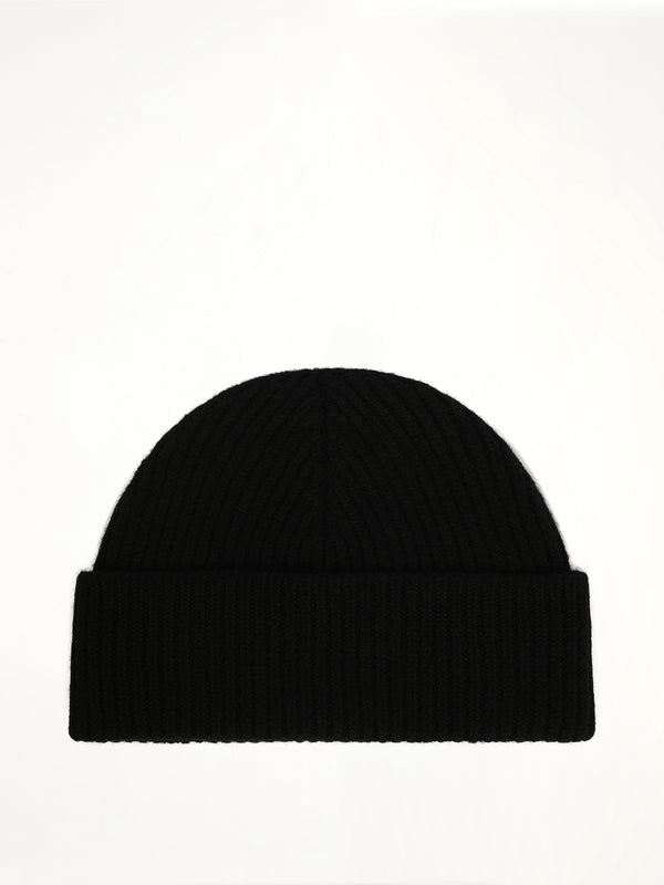 Contrasted Ami De Coeur Beanie in Black