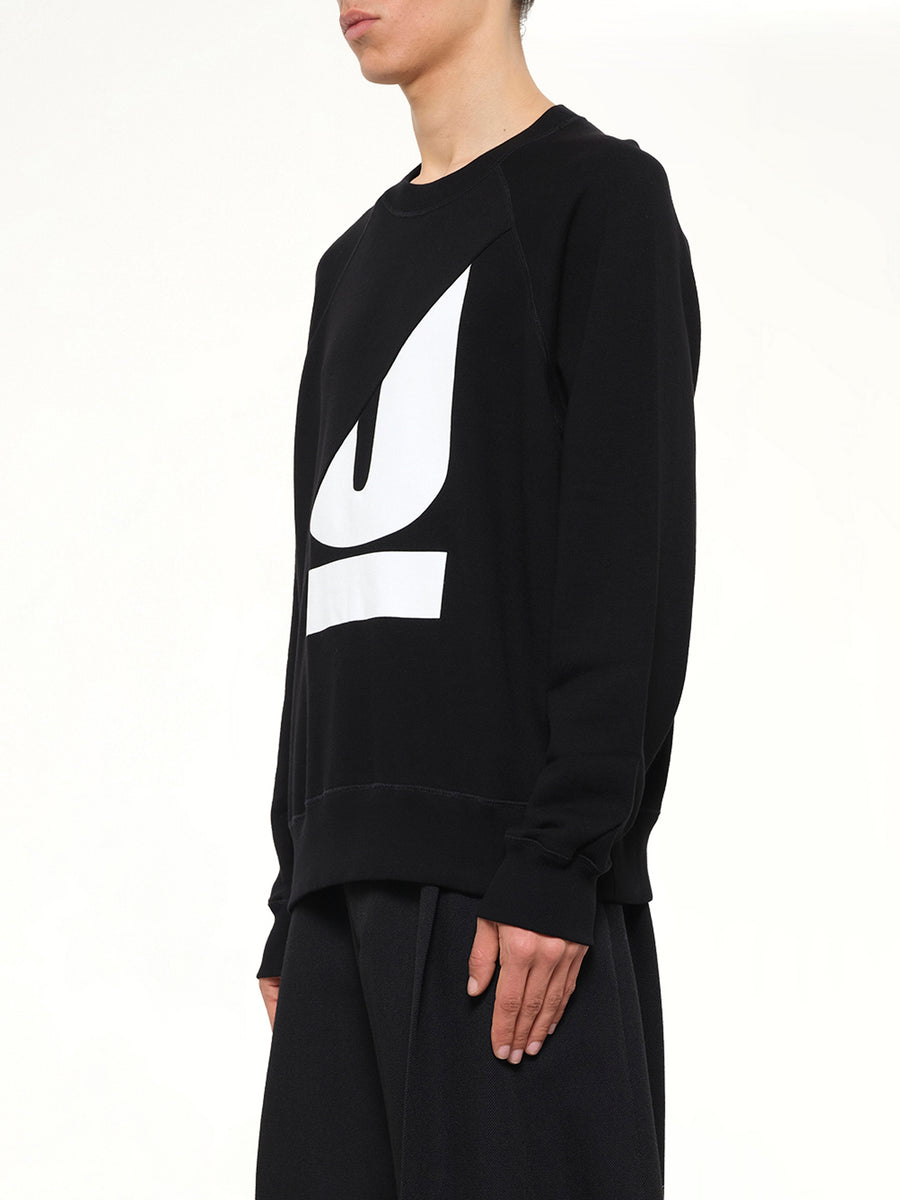 Split U Sweatshirt in Black