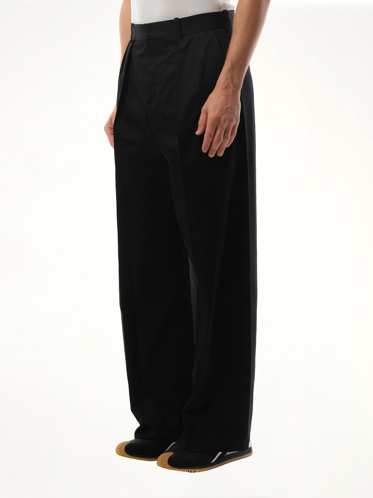 Pleated Trouser in Black