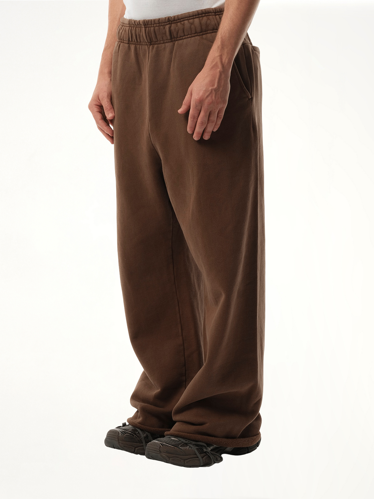 Full Sweatpants in Brunette