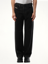 2001 D-Macro Jeans in Black/Dark Grey