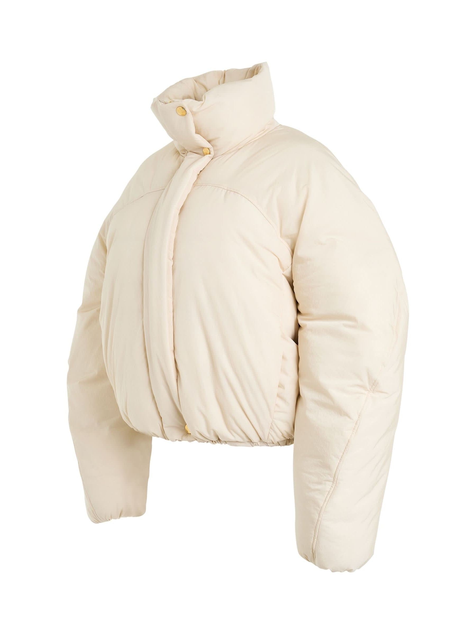 La Doudoune Courte Caraco Jacket in Off White