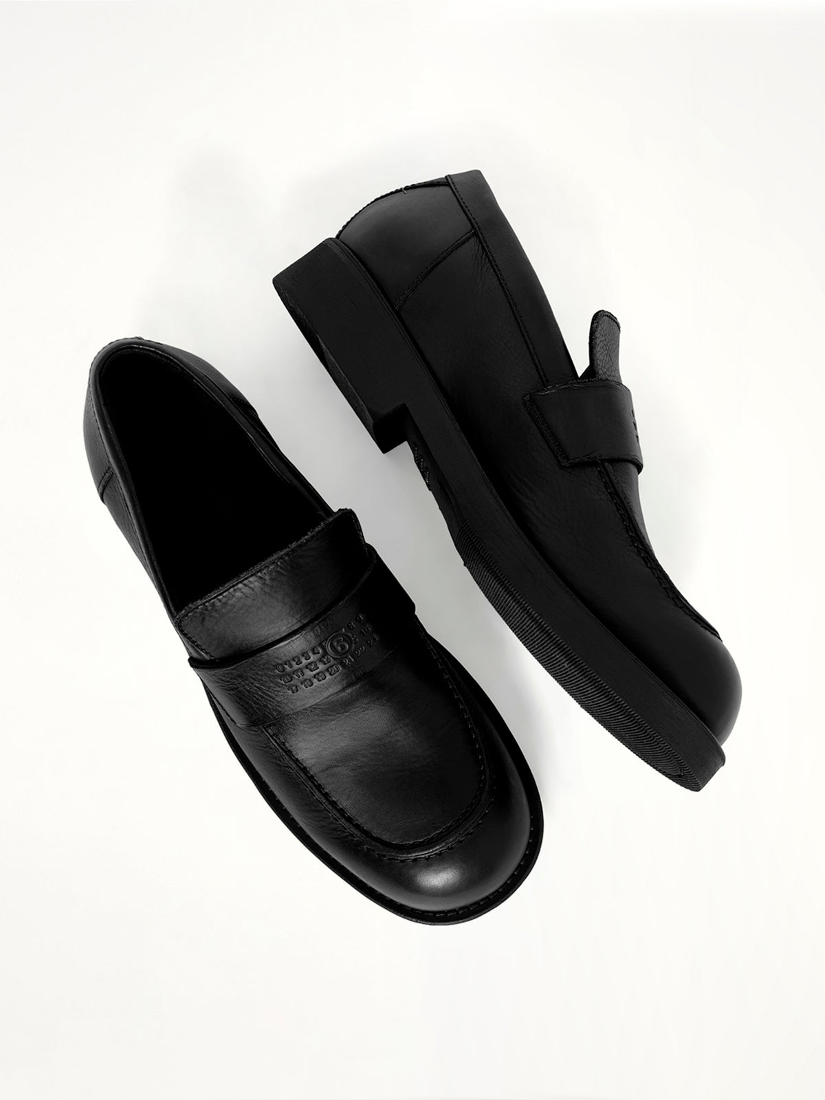 MM6 Mocassin in Black