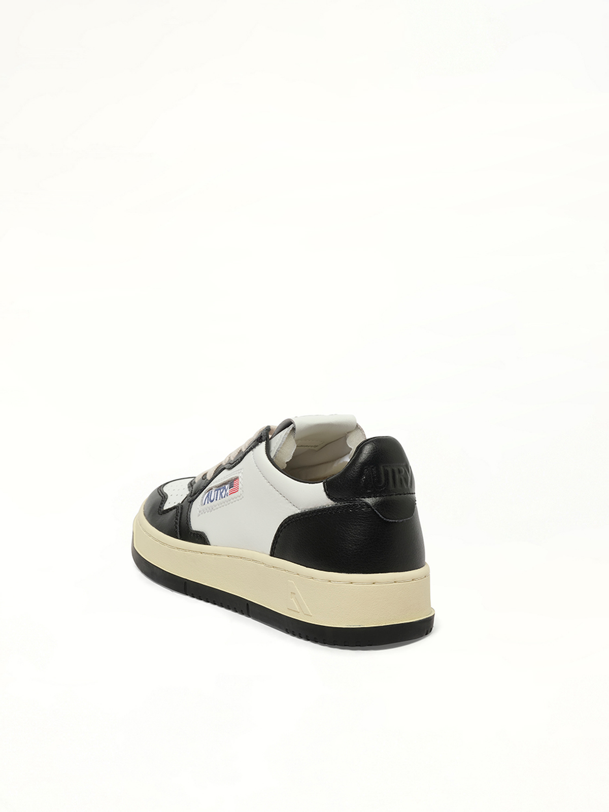 Medalist Low Bicolour Sneakers in White/Black Top View | AUTRY