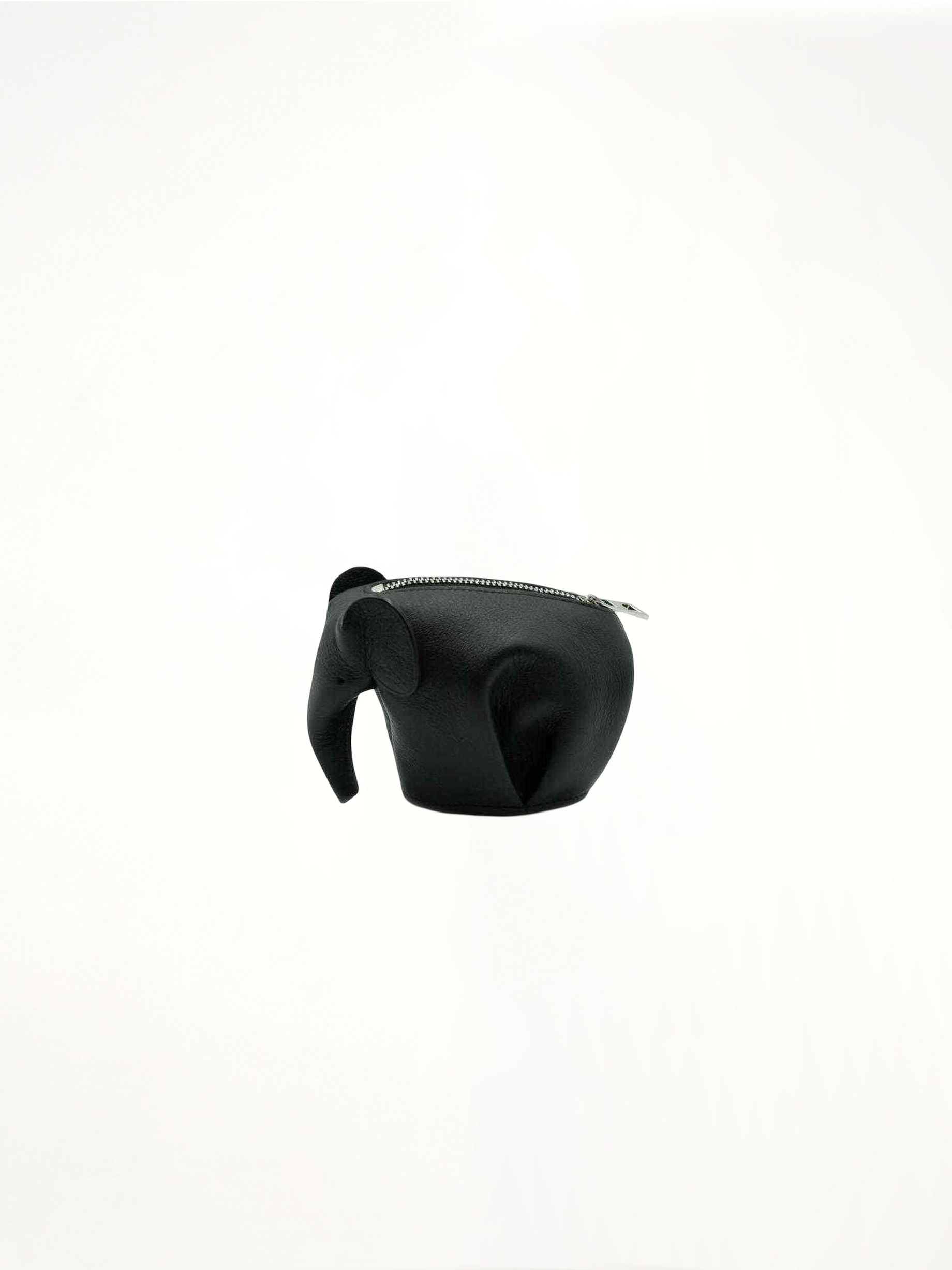 Elephant Charm in Smooth Calfskin in Black