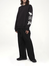 Graphic Crew Sweat in Black