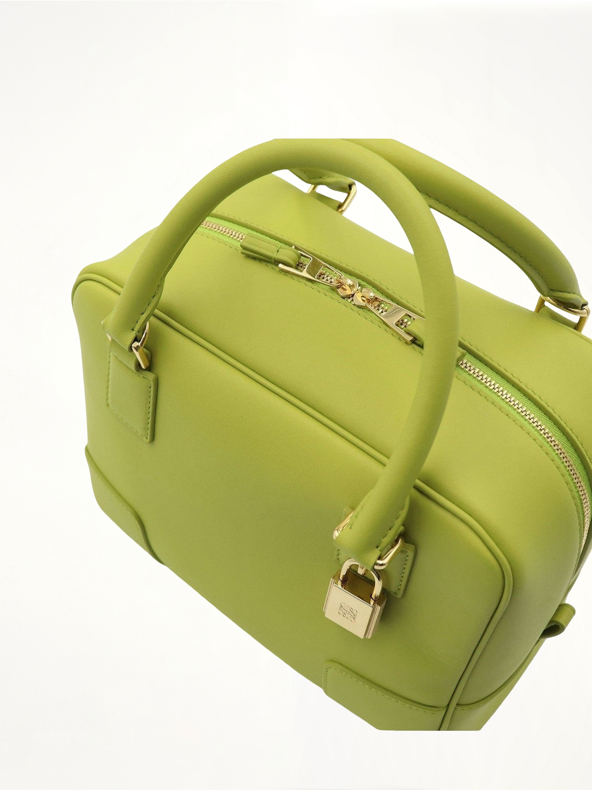 Amazona 19 Bag in Nappa Calfskin in Lime Yellow