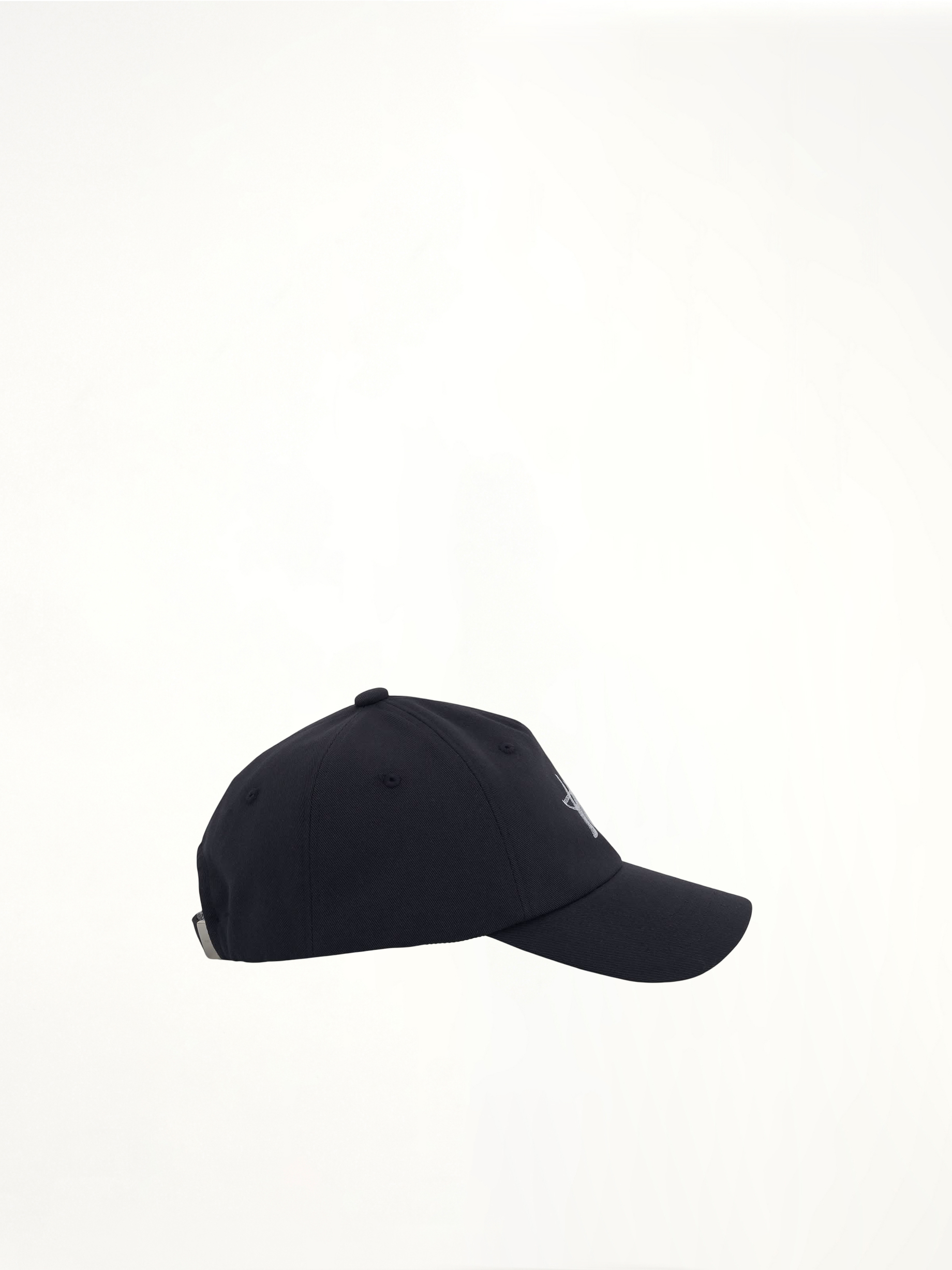 WD One Logo Cap in Black