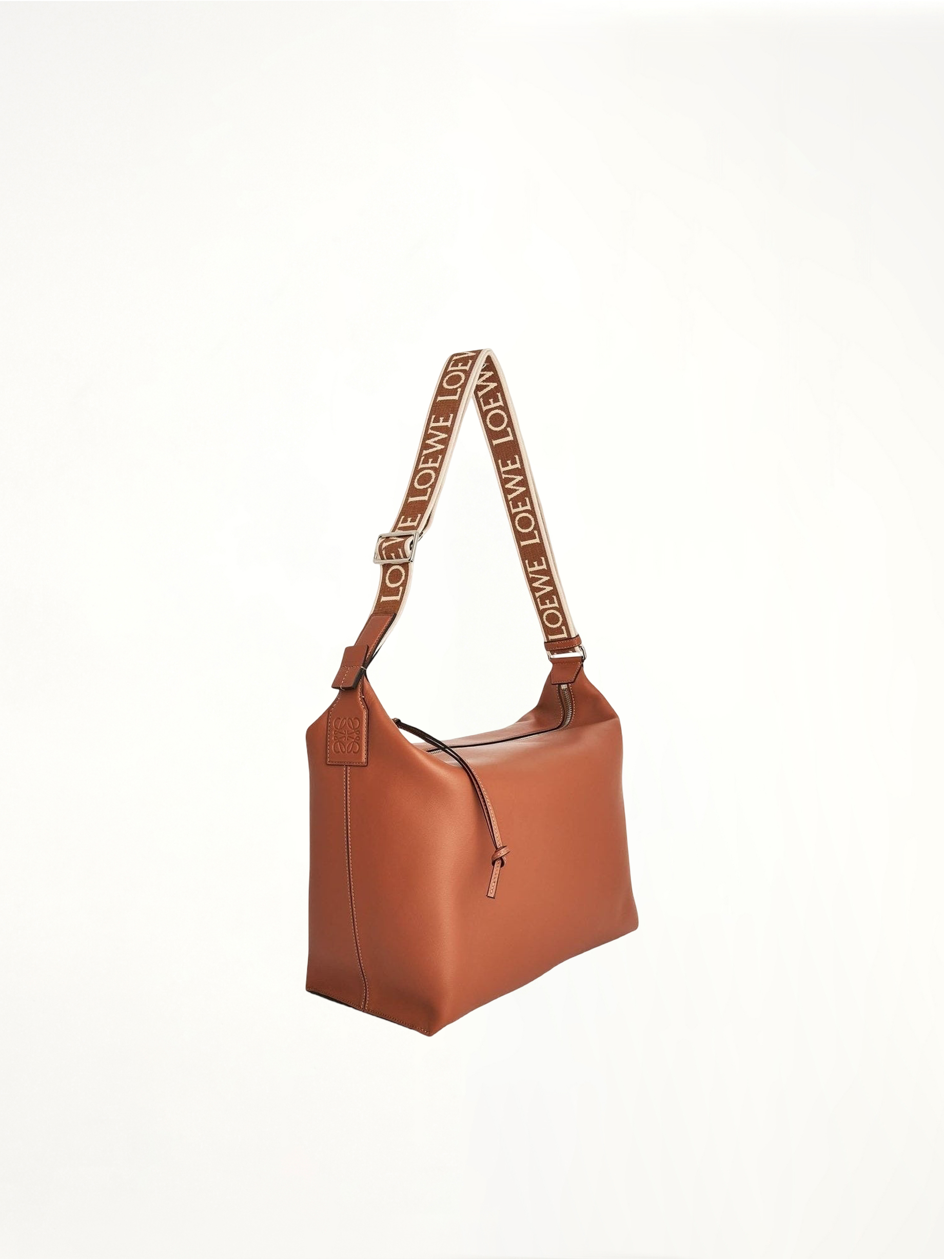 Cubi Crossbody Bag in Tan