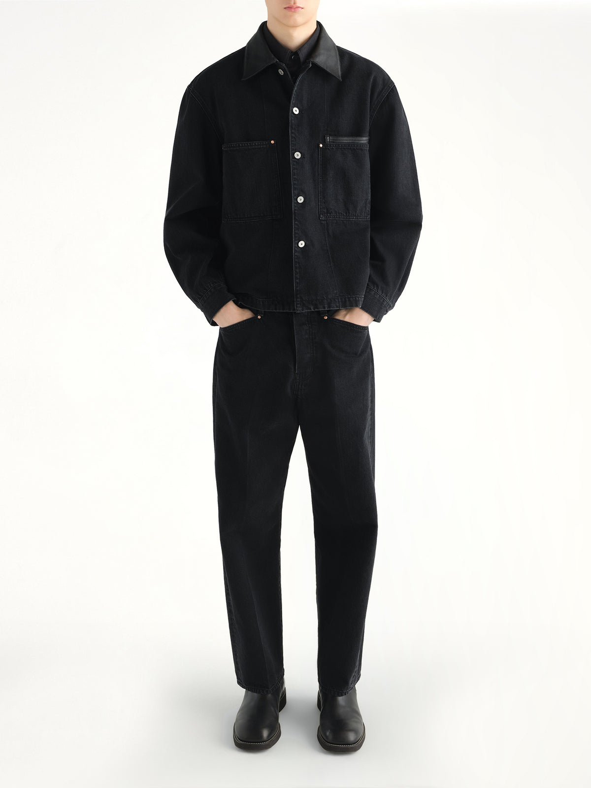 Workwear Overshirt With Leather Collar in Black