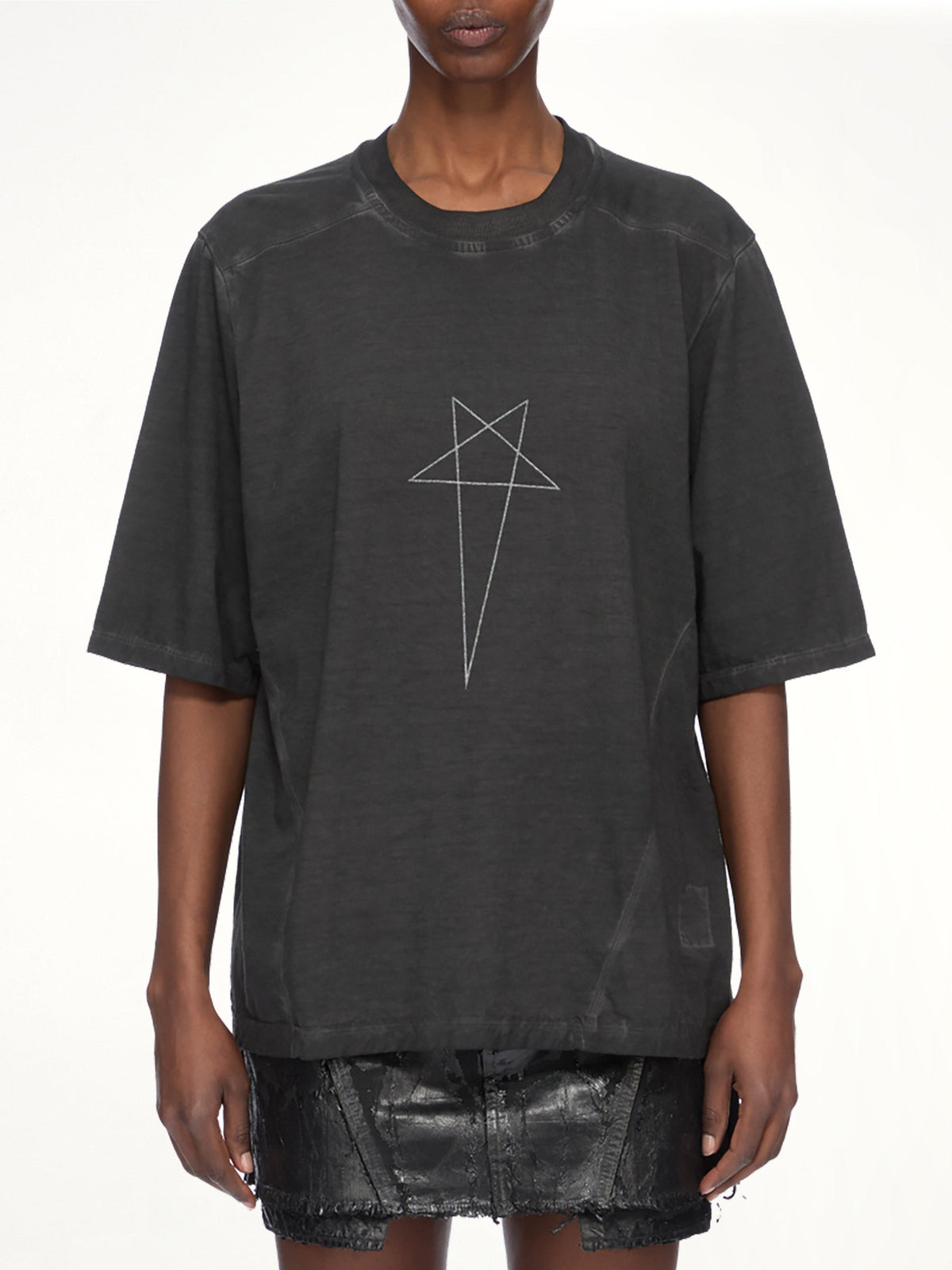 Pentagram Print Walrus T-Shirt in Faded Black