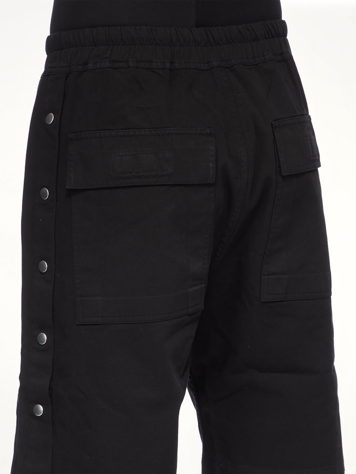 Cotton Twill Pusher Shorts in Black