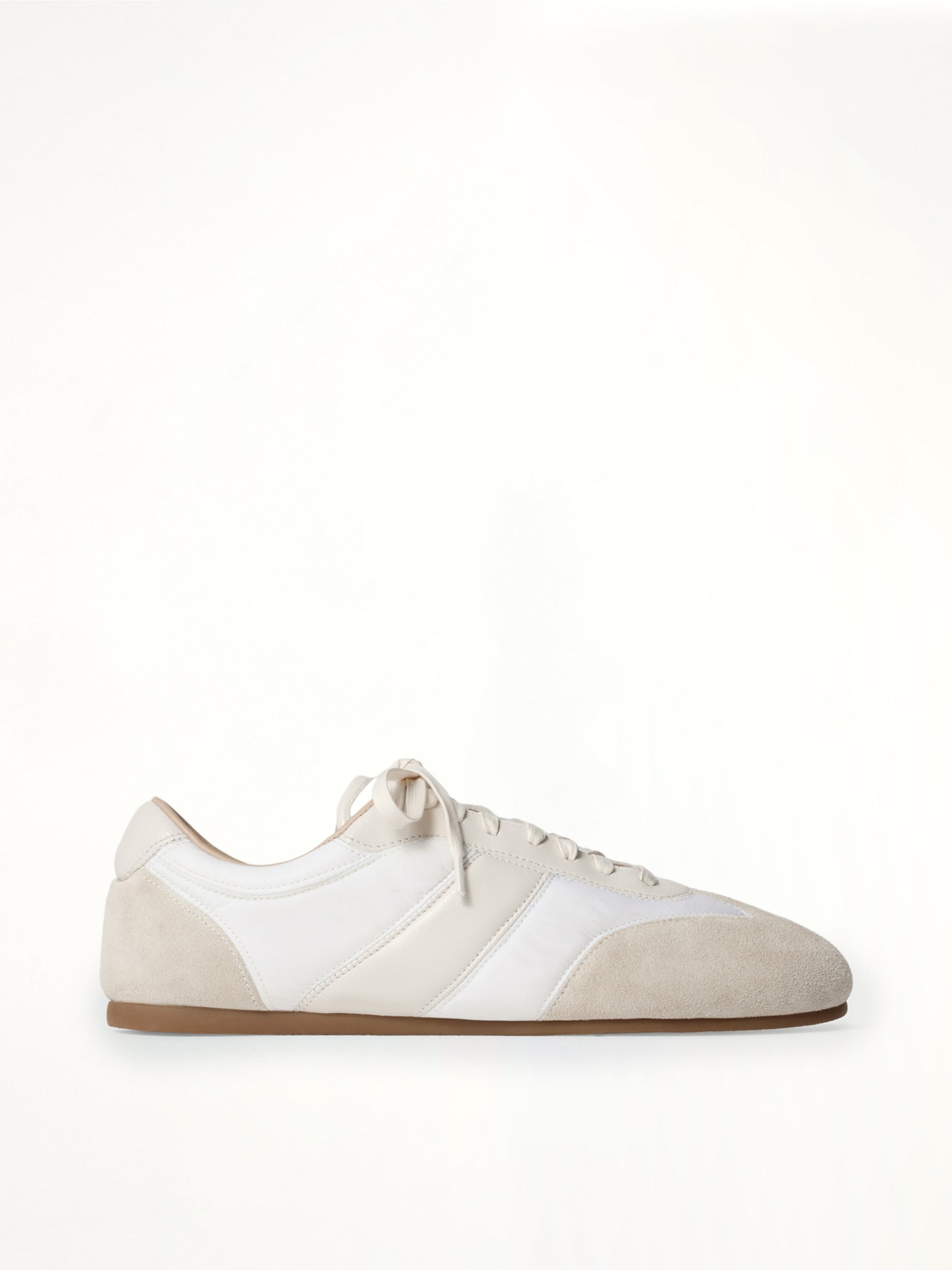 Soft Runner in White