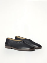Flat Piped Slippers in Black/Dark Chocolate