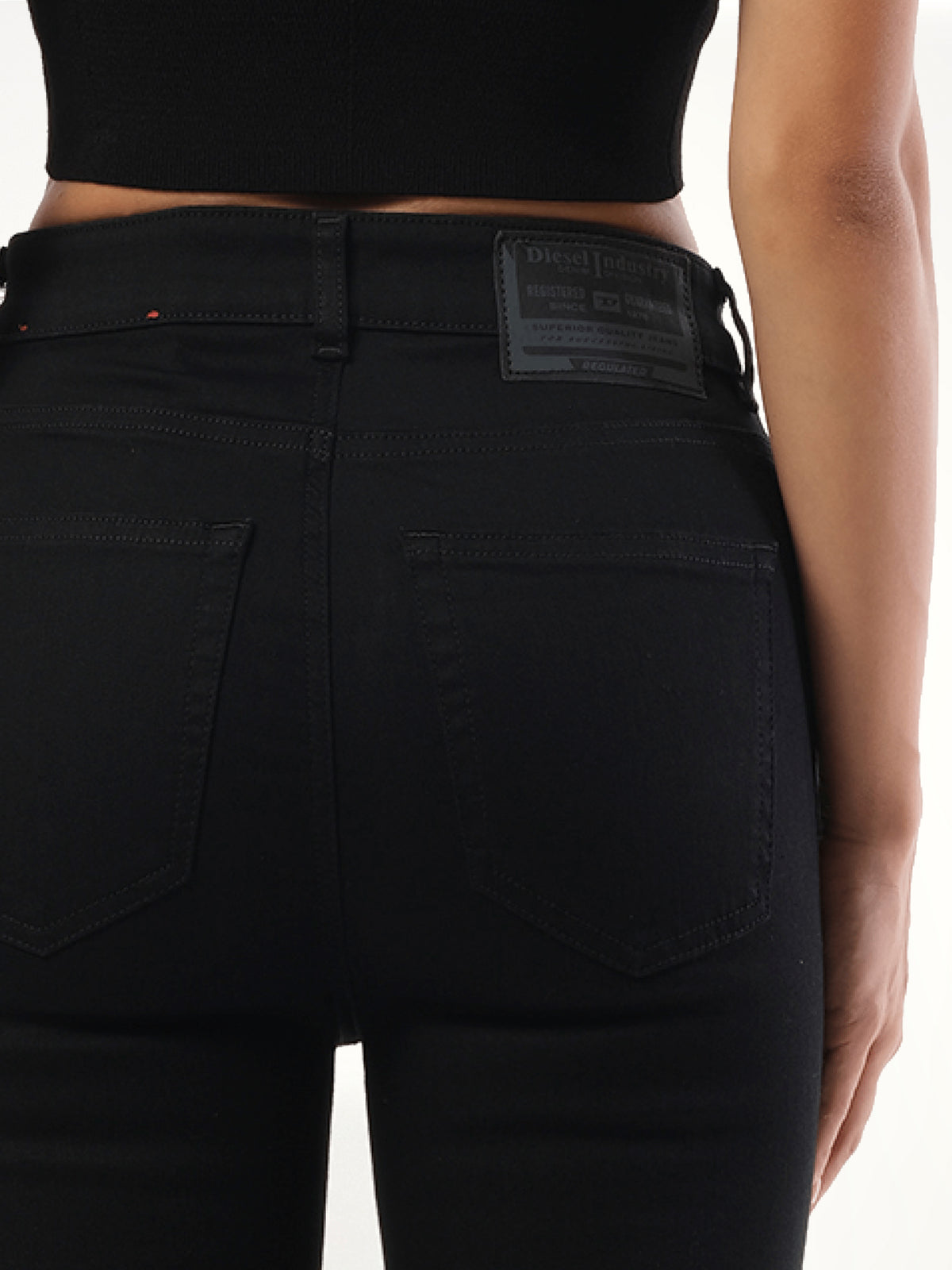 1984 SLANDY-HIGH Skinny Jeans in Black
