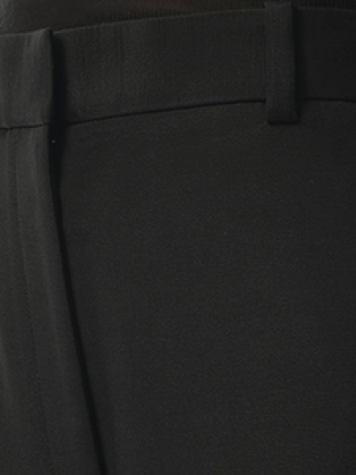 Caiton Pant in Black