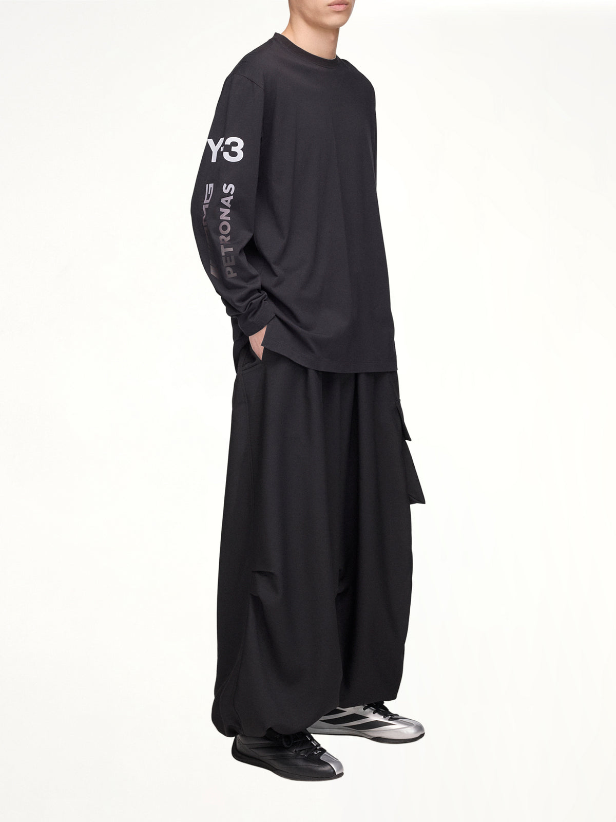 F1 Chaos LS T-Shirt in Black