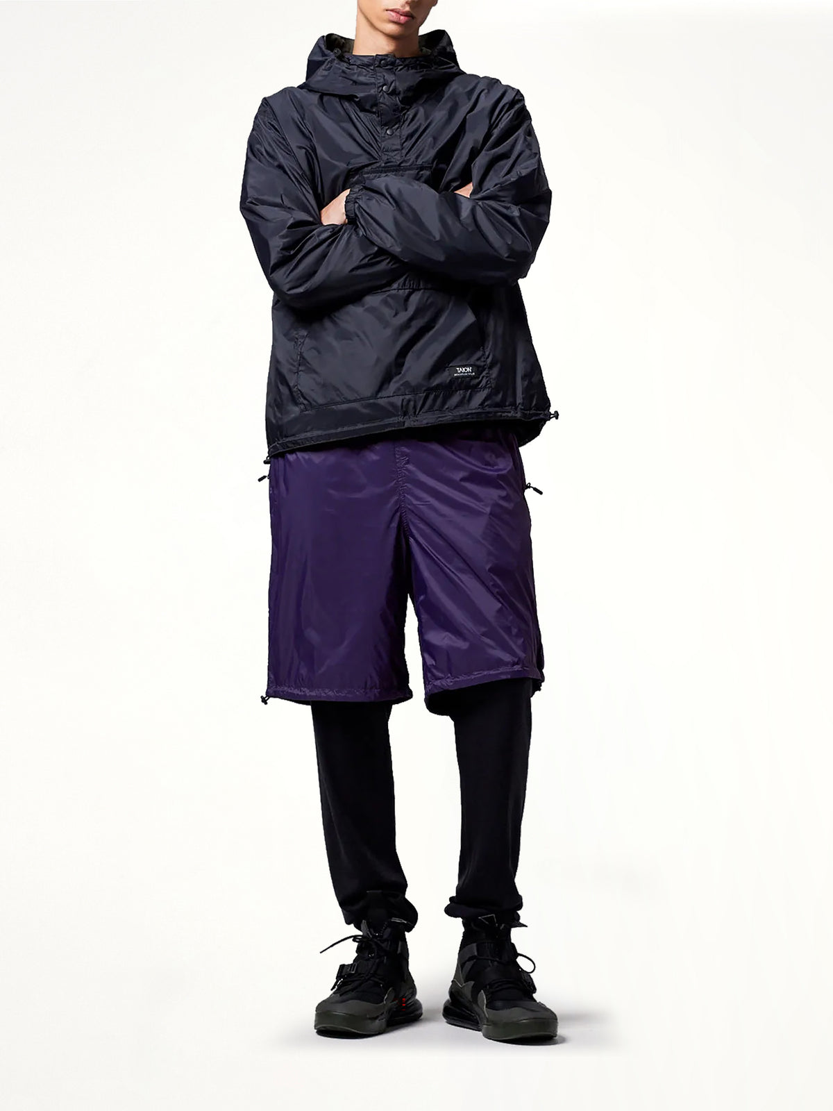 Non Down Mountain Reversible Anorak in Black/Dark Olive