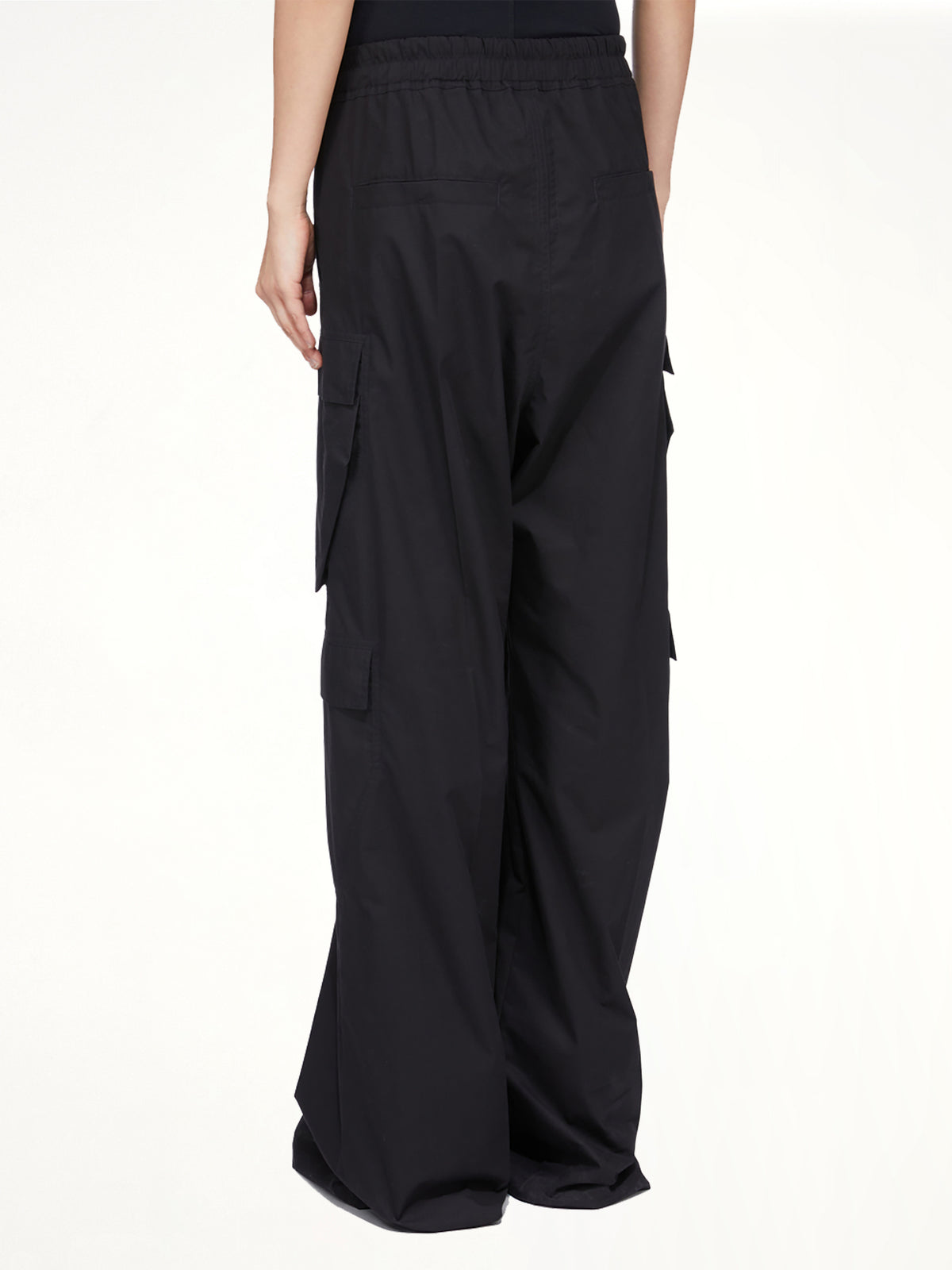 Cargobelas in Black