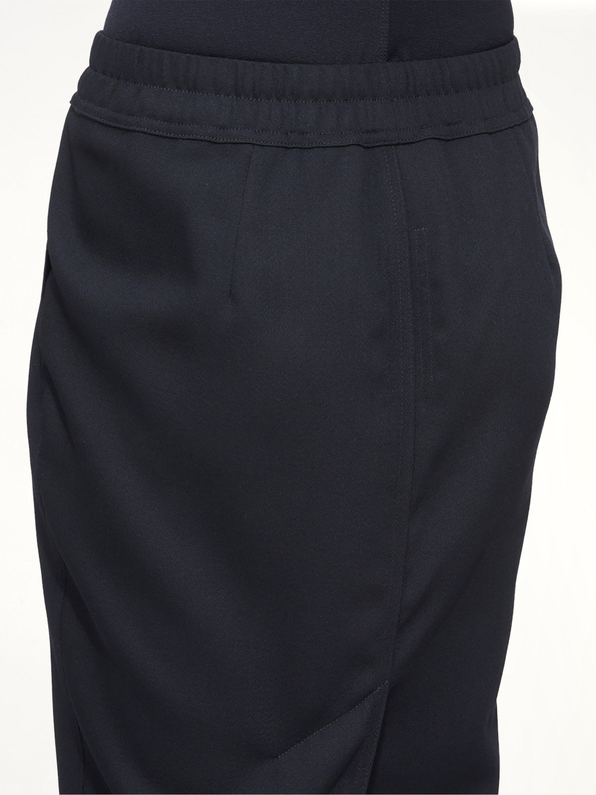 Zipped Short Pillar in Black