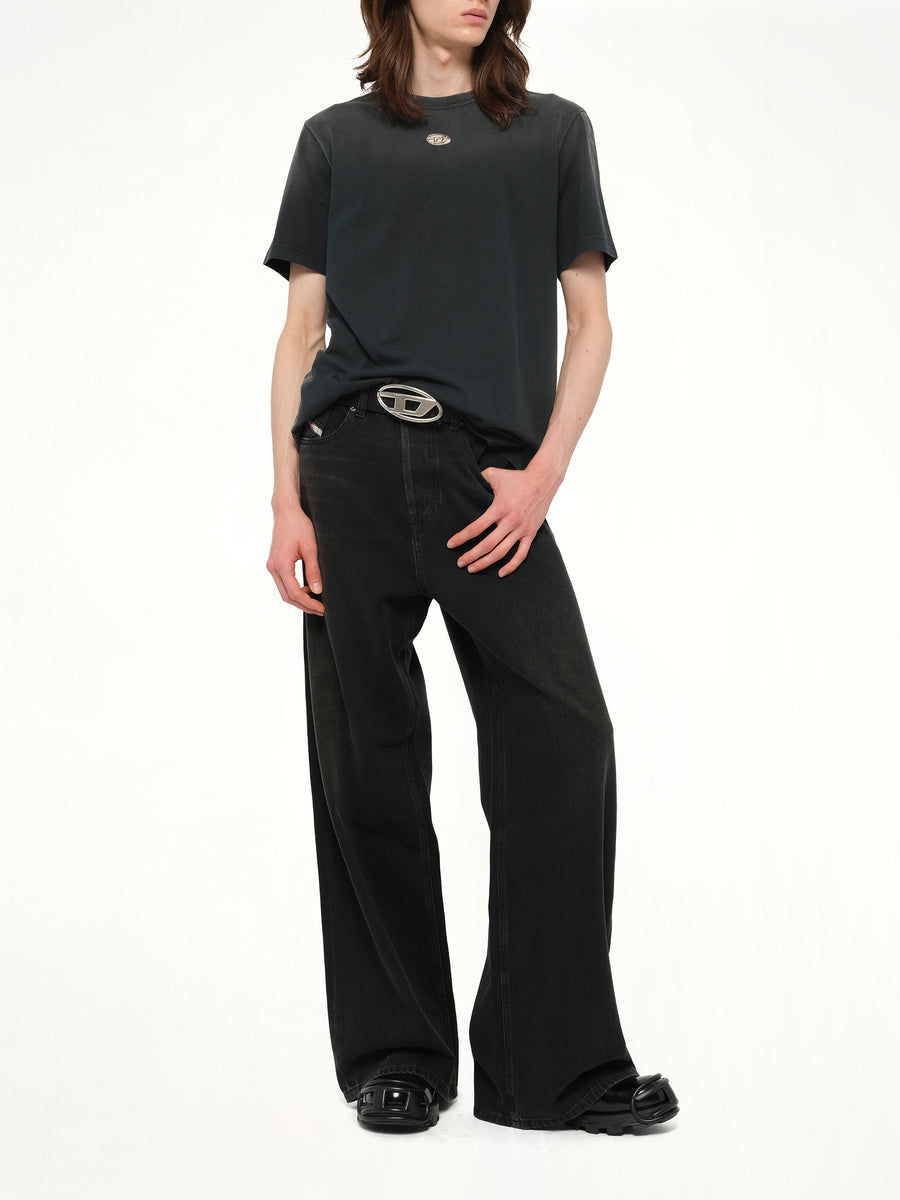 T-ADJUST-T1 T-Shirt in Black