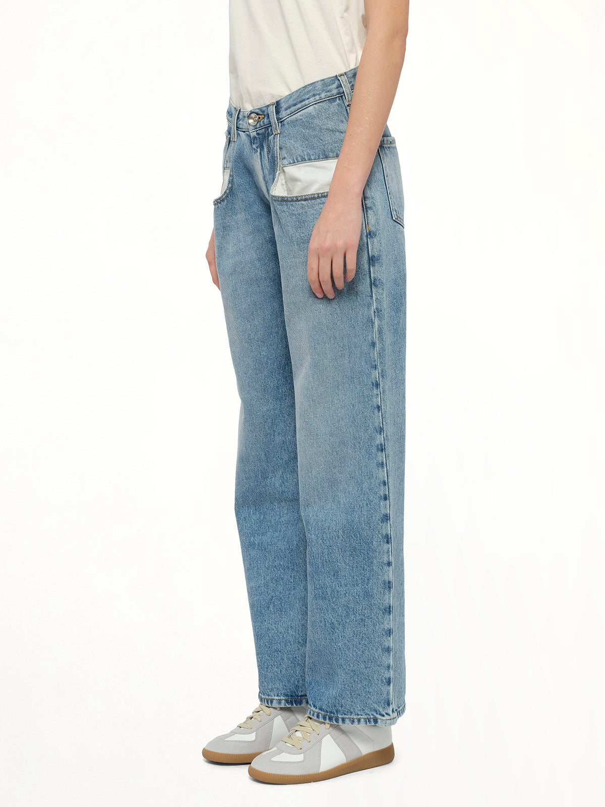 Straight Jeans with Contrasted Pockets