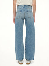 Straight Jeans with Contrasted Pockets
