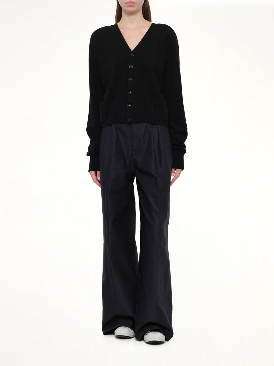 Gauge 14 Wool V-Neck Cardigan in Black