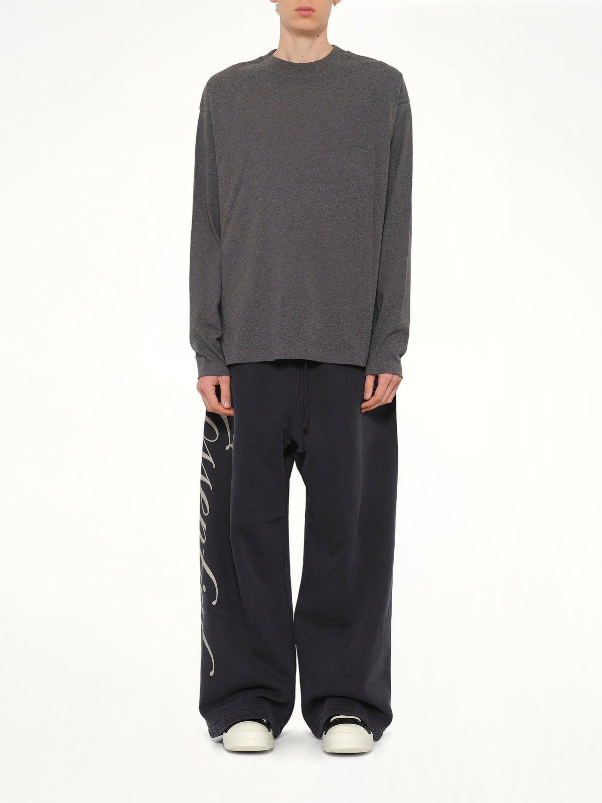 Classic Long Sleeve T-Shirt in Charcoal Heather