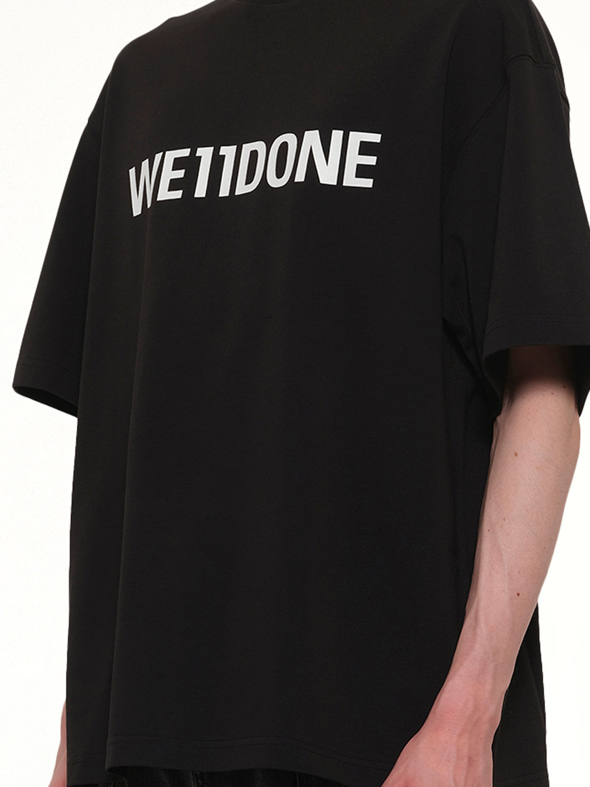 Basic Logo Large T-Shirt in Black