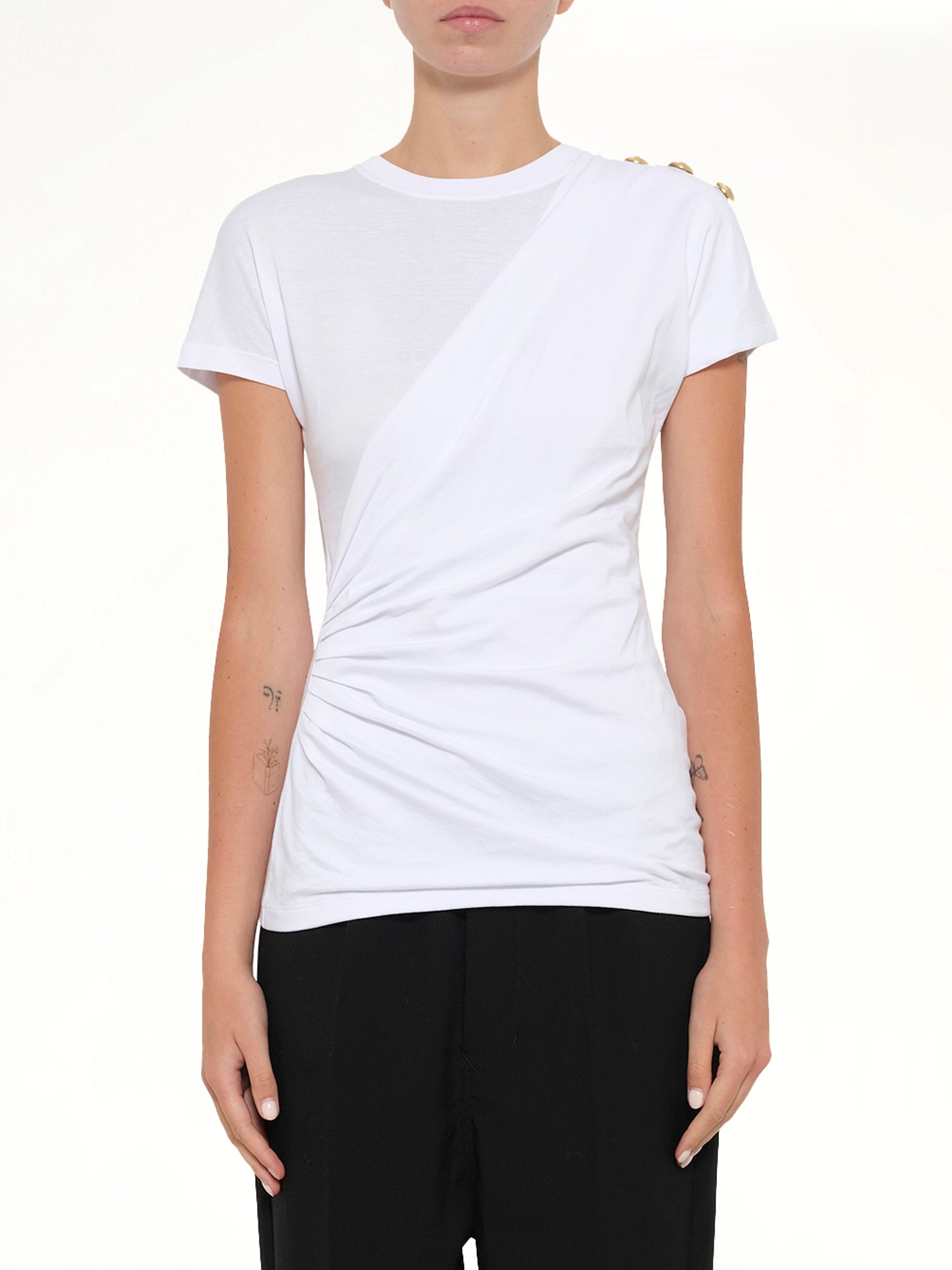 3 Buttons Knotted T-Shirt in White/Black